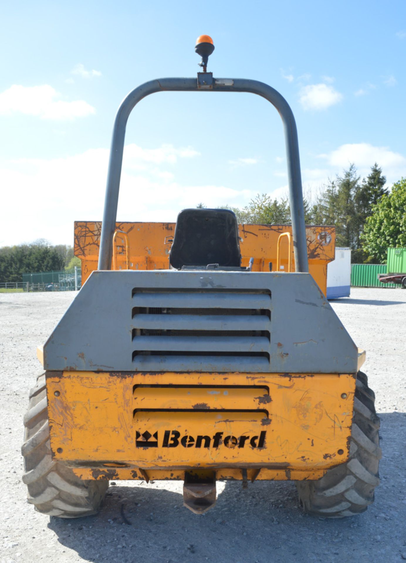 Benford Terex 6 tonne straight skip dumper Year: 2004 S/N: E401EE002 Recorded Hours: 3515 DPR049 - Image 6 of 12