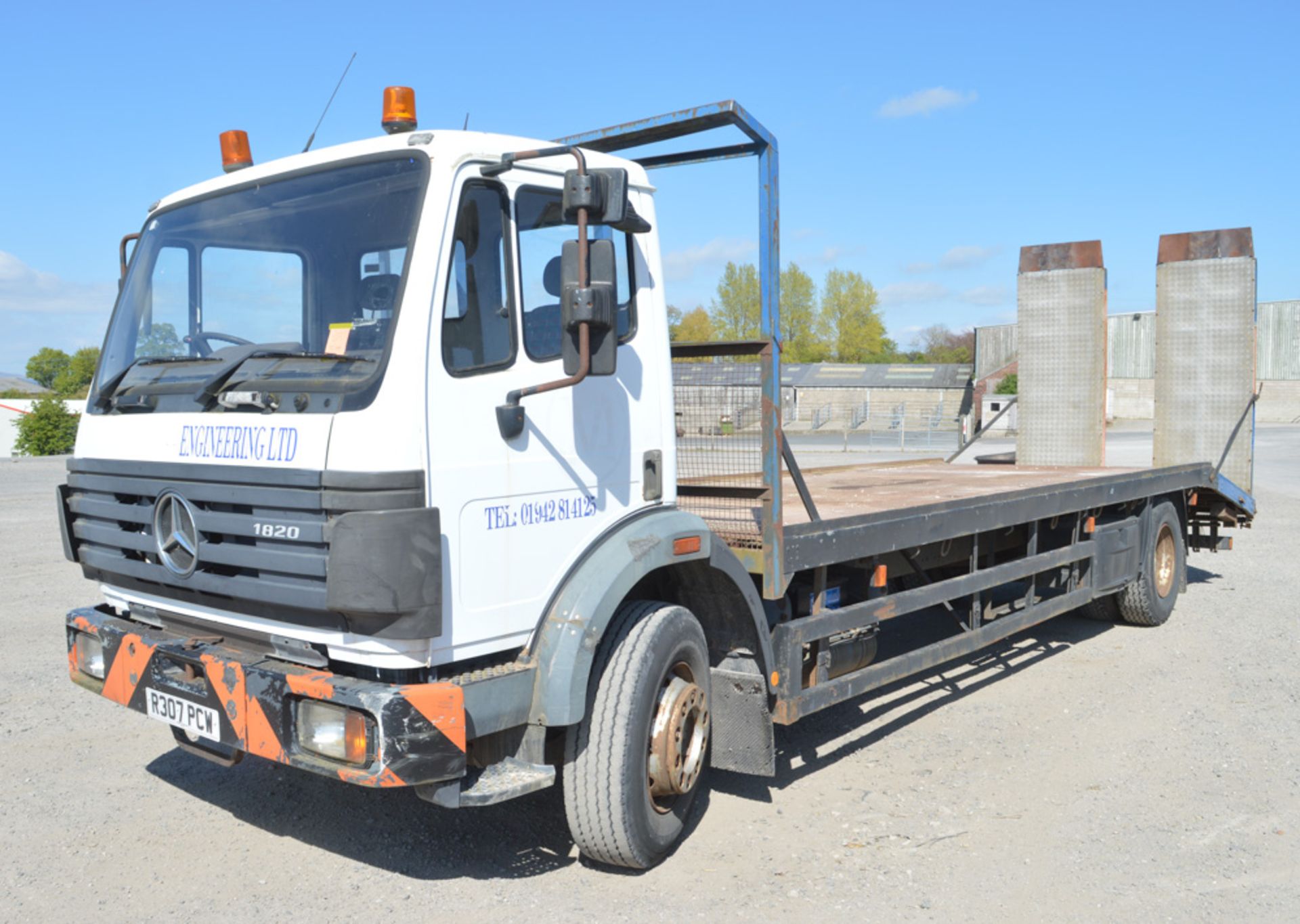 Mercedes Benz 1820 18 tonne beaver tail plant lorry Registration Number: R307 PCW Date of - Image 2 of 7