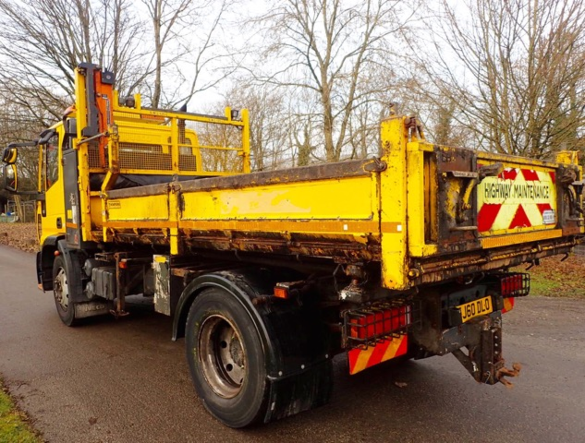 Iveco 120 E18 12 tonne tipper lorry Registration Number: FJ60 DLO Date of Registration: 03/11/2010 - Image 3 of 8