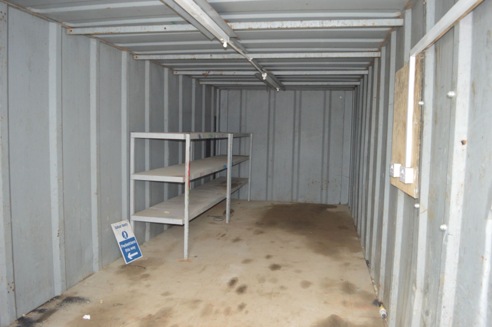 24 ft x 9 ft steel site store unit c/w keys A335848 - Image 5 of 5