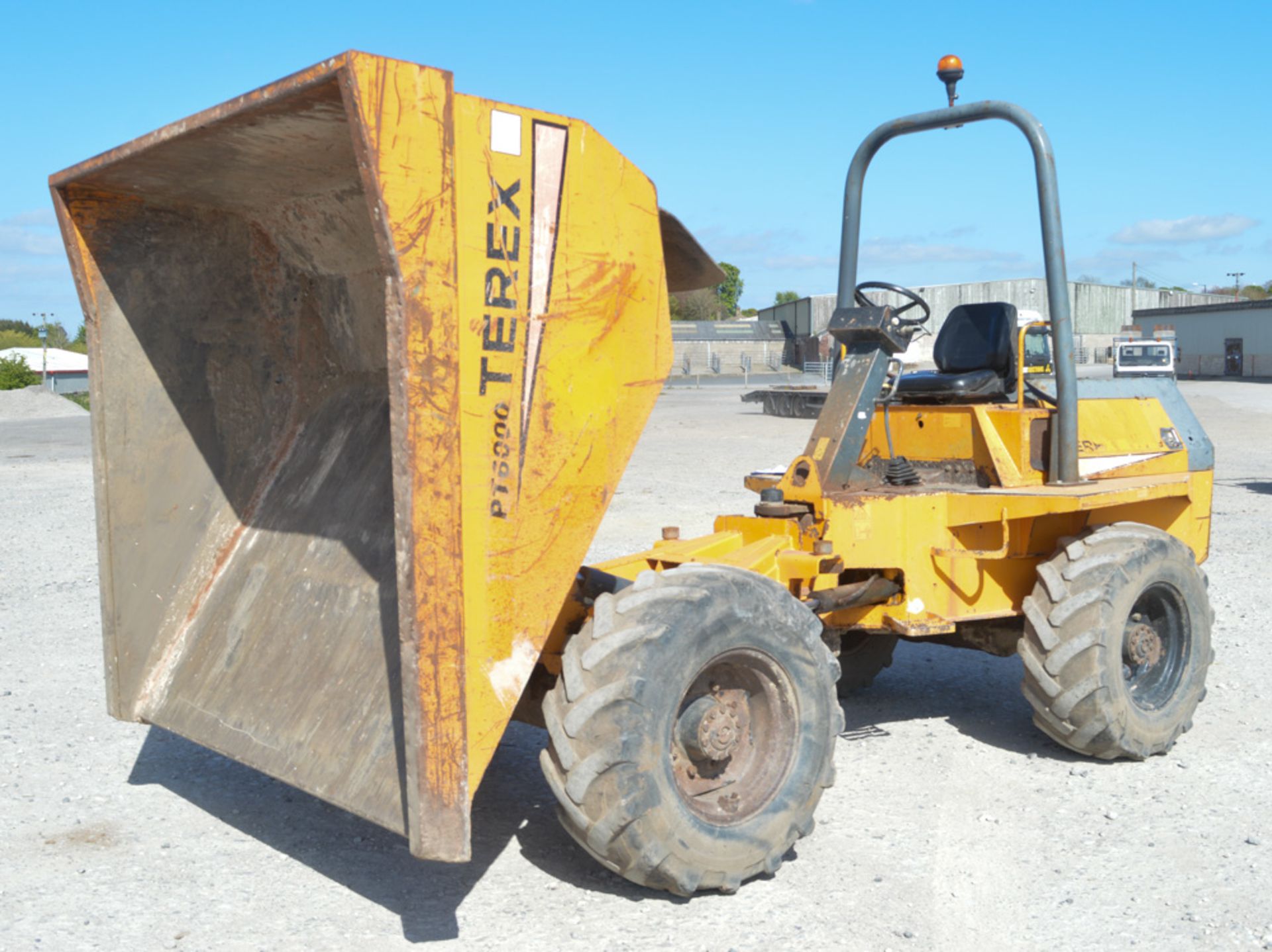 Benford Terex 6 tonne straight skip dumper Year: 2004 S/N: E401EE002 Recorded Hours: 3515 DPR049 - Image 7 of 12