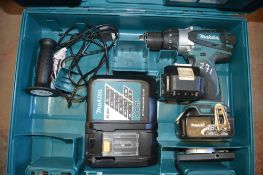 Makita 18v cordless power drill c/w 2 batteries, charger & carry case A628425