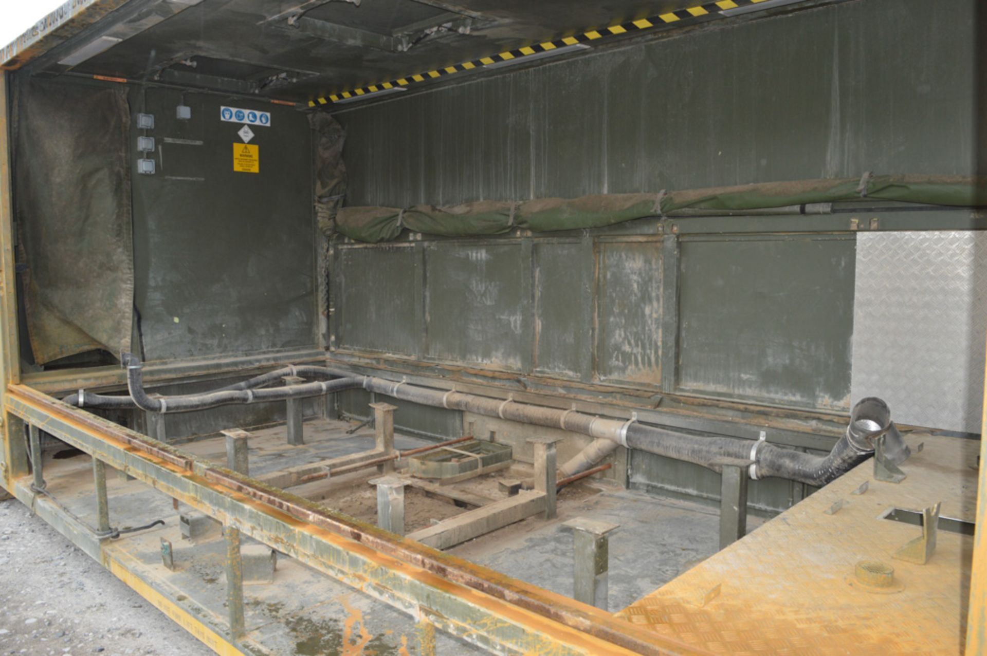 20 ft x 8 ft MSV Matrix hook loader wash down site unit (Ex MOD) - Bild 5 aus 8