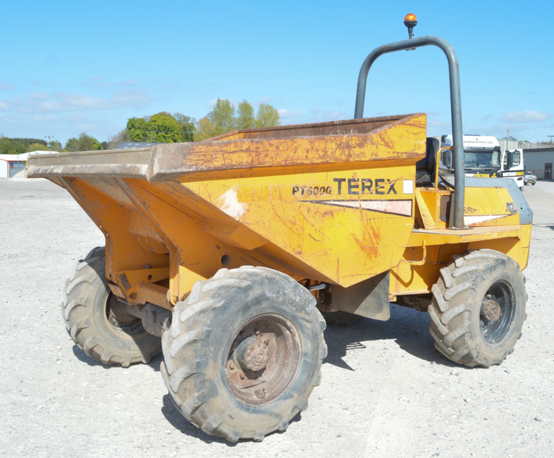 Benford Terex 6 tonne straight skip dumper Year: 2004 S/N: E401EE002 Recorded Hours: 3515 DPR049 - Image 2 of 12