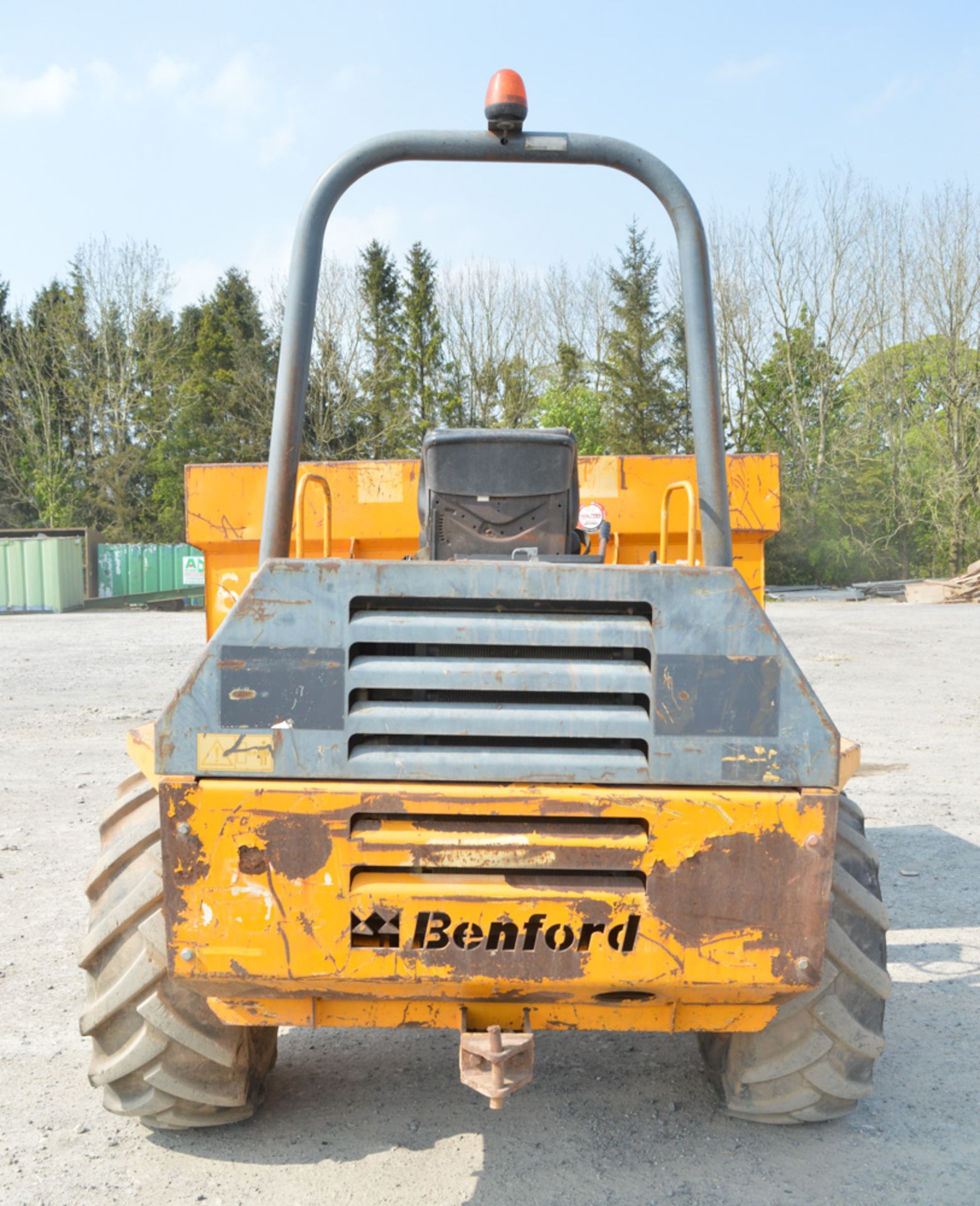 Benford Terex 6 tonne straight skip dumper Year: 2004 S/N: E403EM019 Recorded Hours: Not - Image 6 of 12