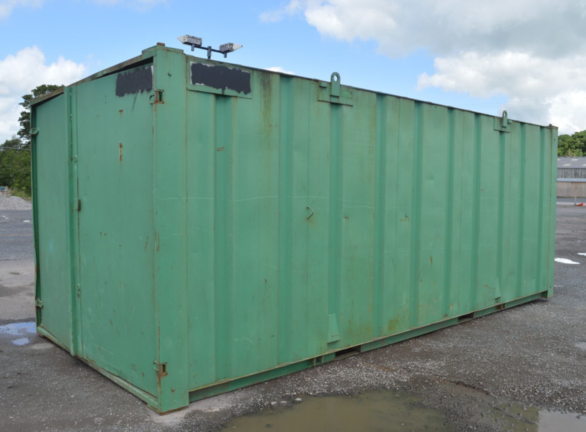 21 ft x 9 ft steel anti vandal site office/store unit c/w keys A406254 - Image 2 of 7