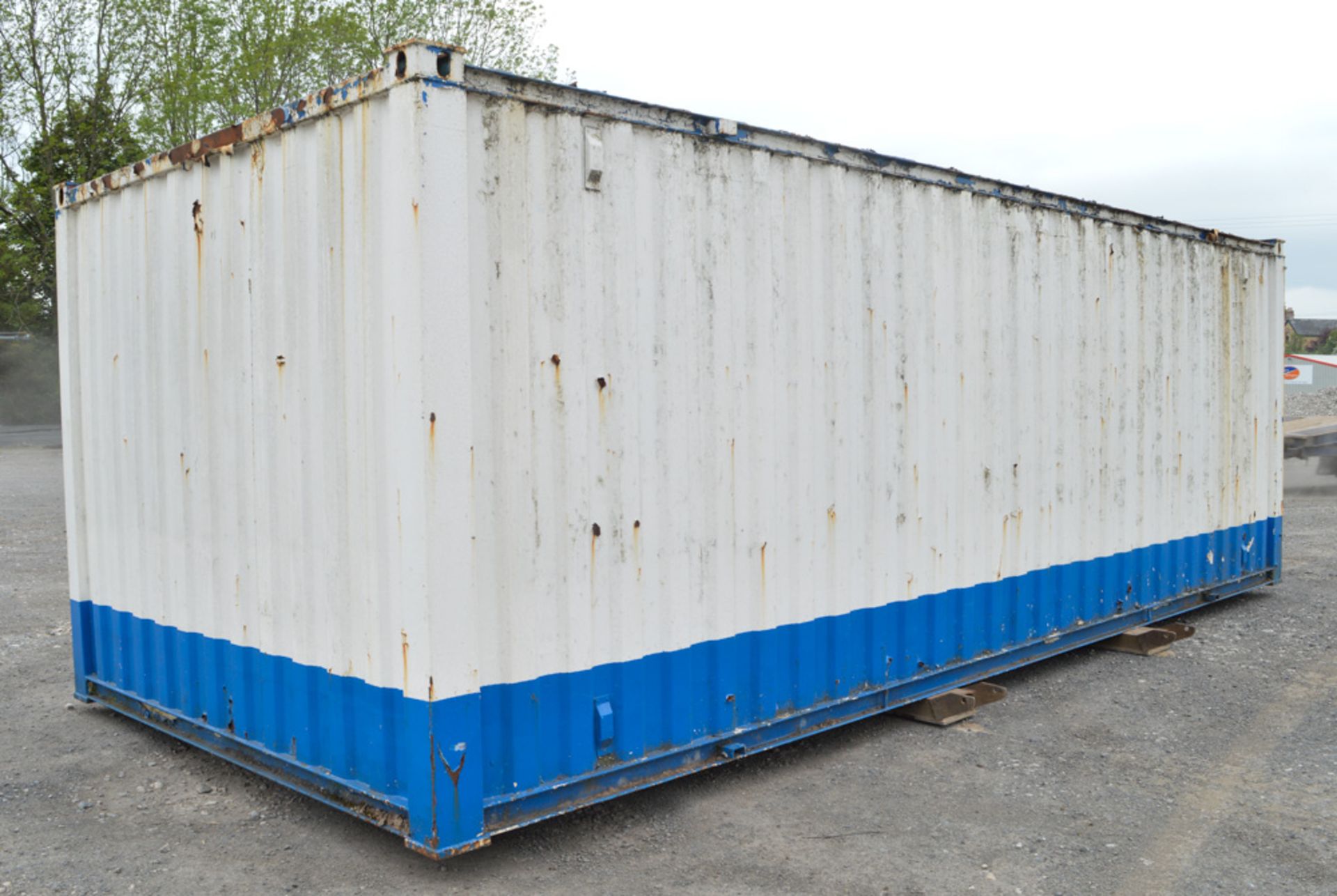 24 ft x 10 ft steel anti vandal site store unit - Image 3 of 5