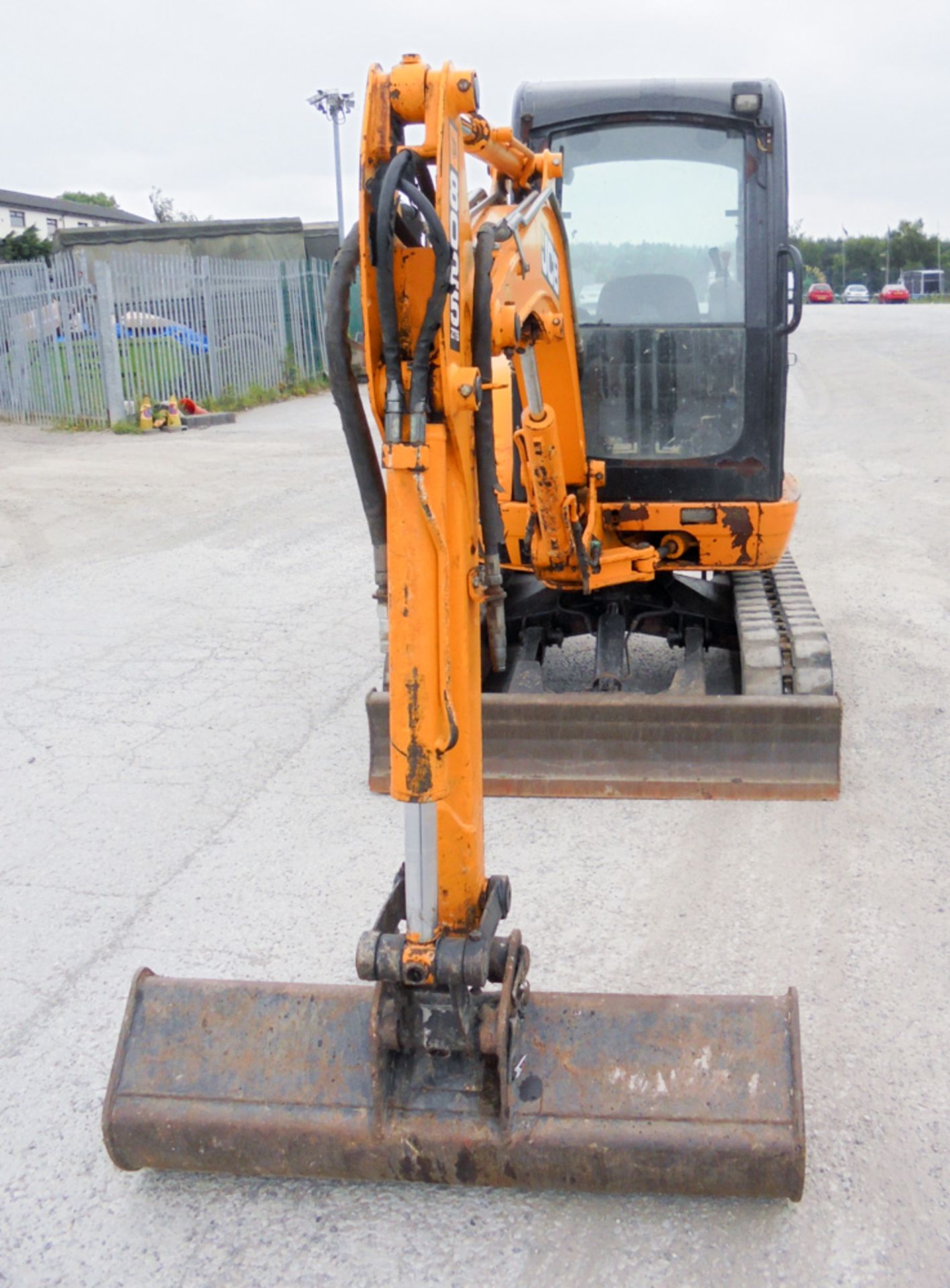 JCB 8025 ZTS 2,5 tonne rubber tracked excavator Year: 2008 S/N: Recorded Hours: blade, piped & 1 - Image 5 of 11