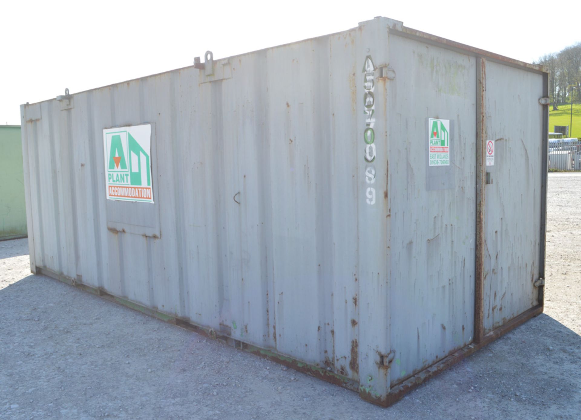 21 ft x 9 ft steel site store unit c/w keys A507089 - Image 3 of 5