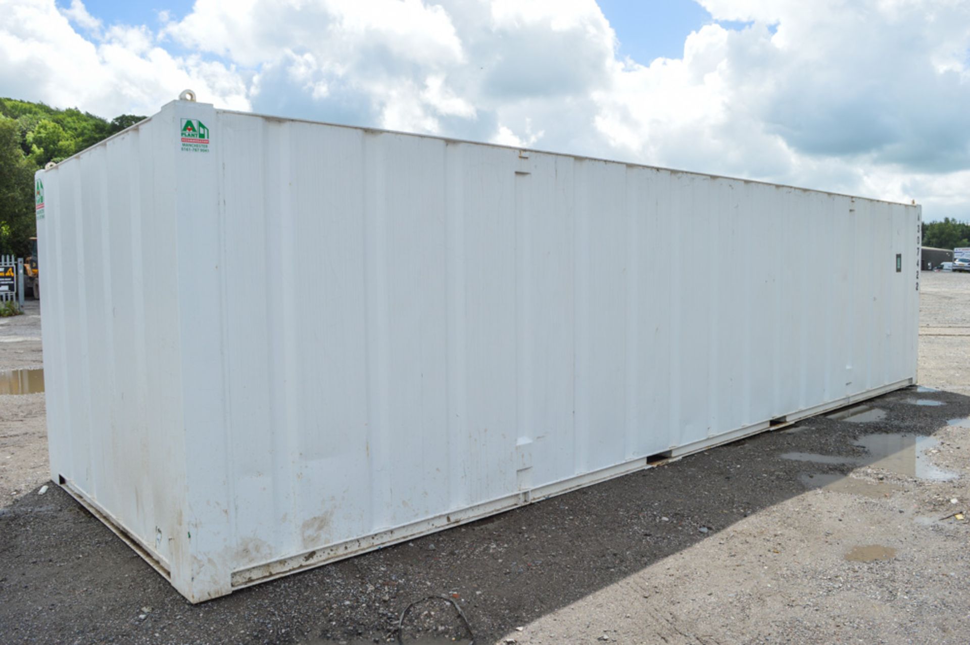 32ft x 10ft steel store unit c/w keys A307422 - Image 3 of 5