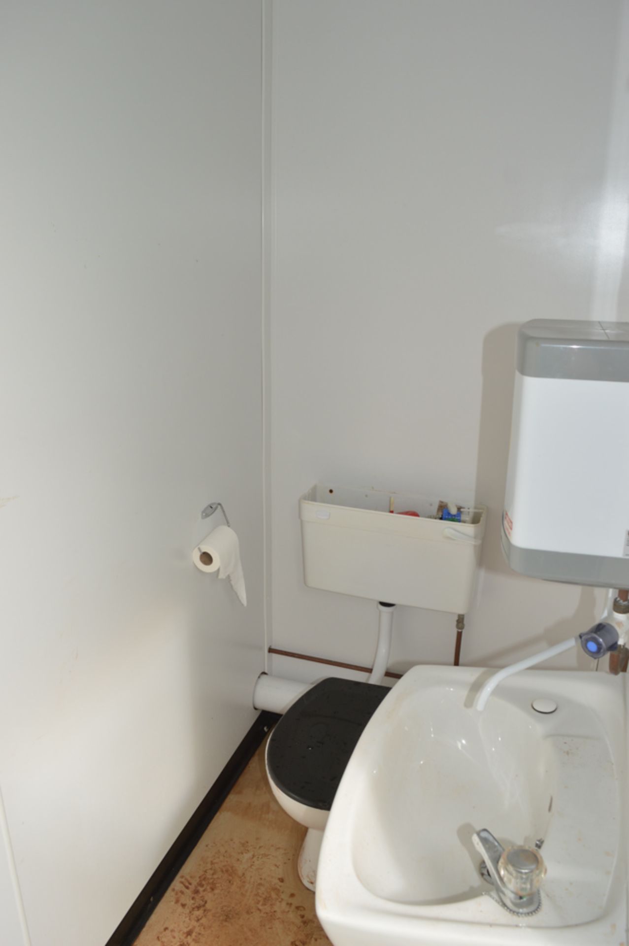 12 ft x 8 ft 2+1 steel anti vandal site toilet unit c/w keys A453486 - Image 5 of 5