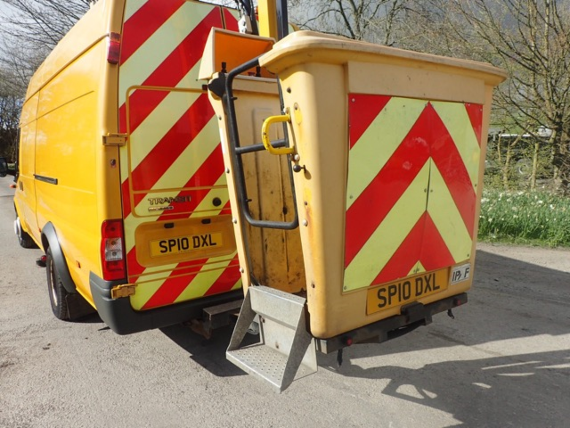 Ford Transit 140 T460 MEWP access platform panel van Registration Number: SP10 DXL Date of - Image 7 of 17