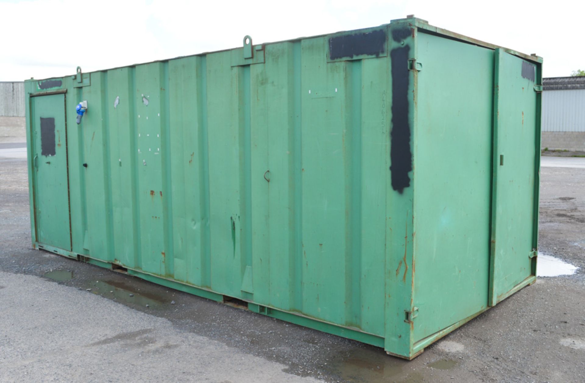 21 ft x 9 ft steel anti vandal site office/store unit c/w keys A406254 - Image 4 of 7