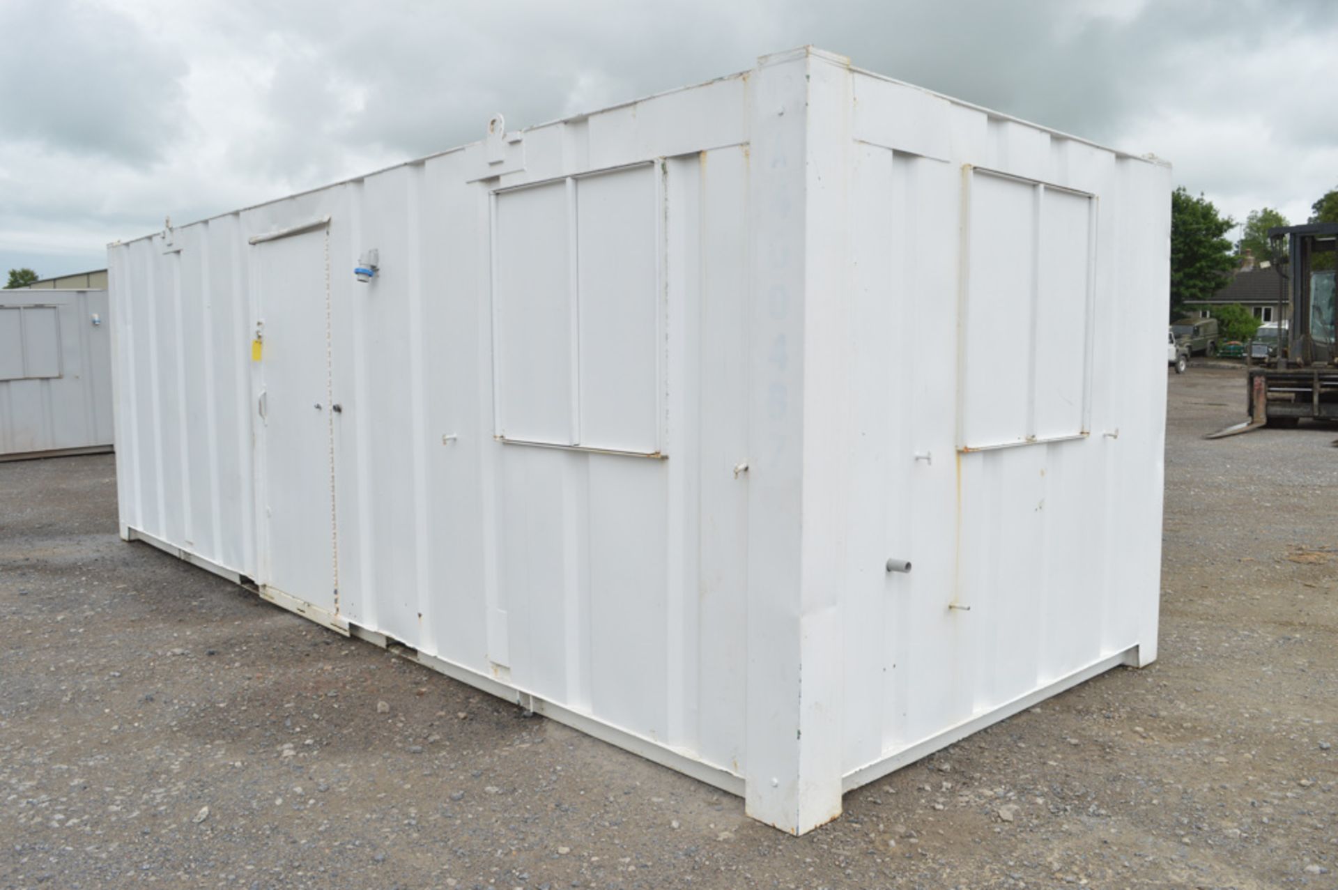 24 ft x 9 ft steel anti vandal site office unit c/w keys A400467