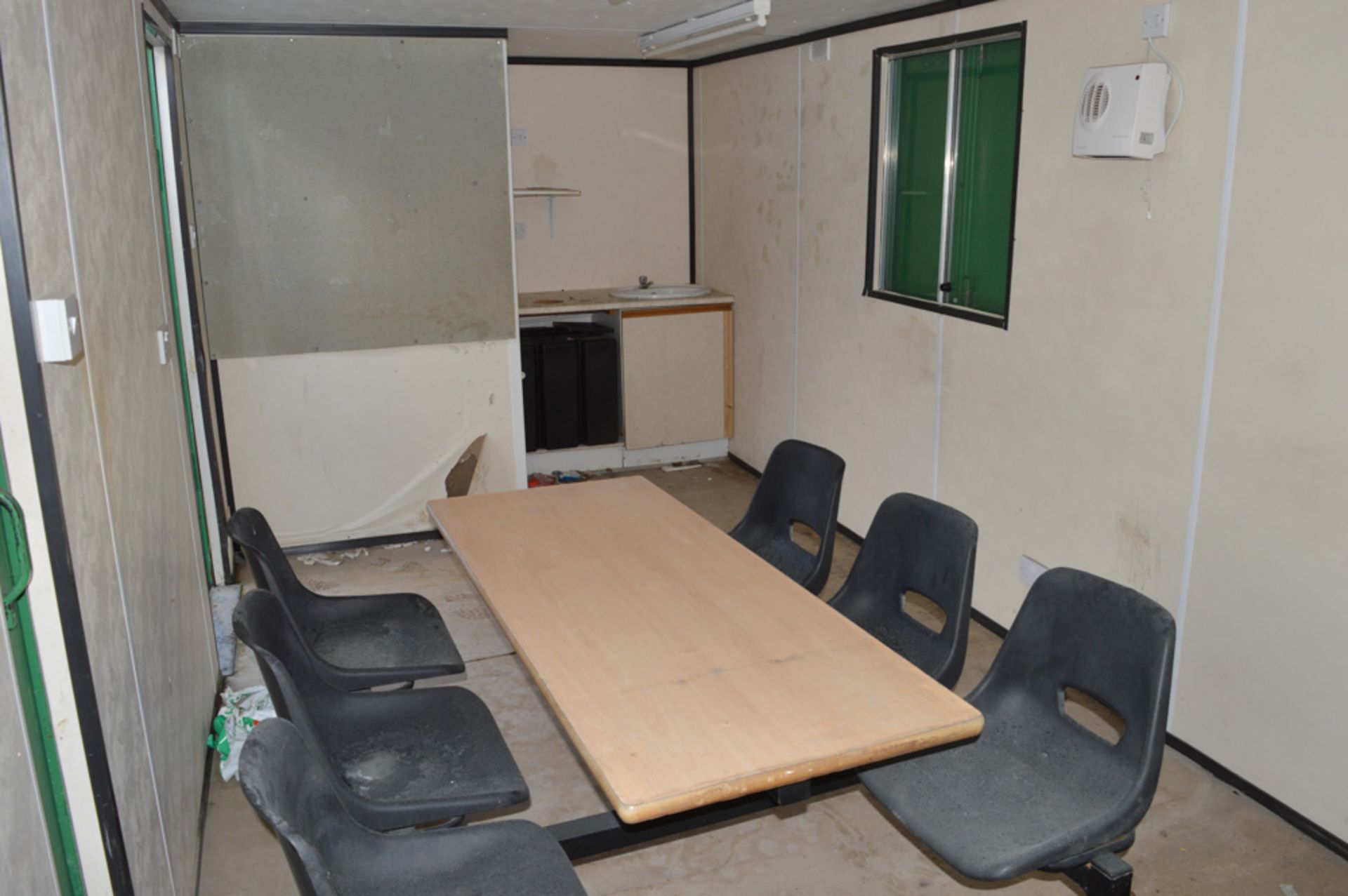 24 ft x 9 ft steel anti-vandal site welfare unit comprising of canteen area, toilet, drying room & - Image 7 of 10