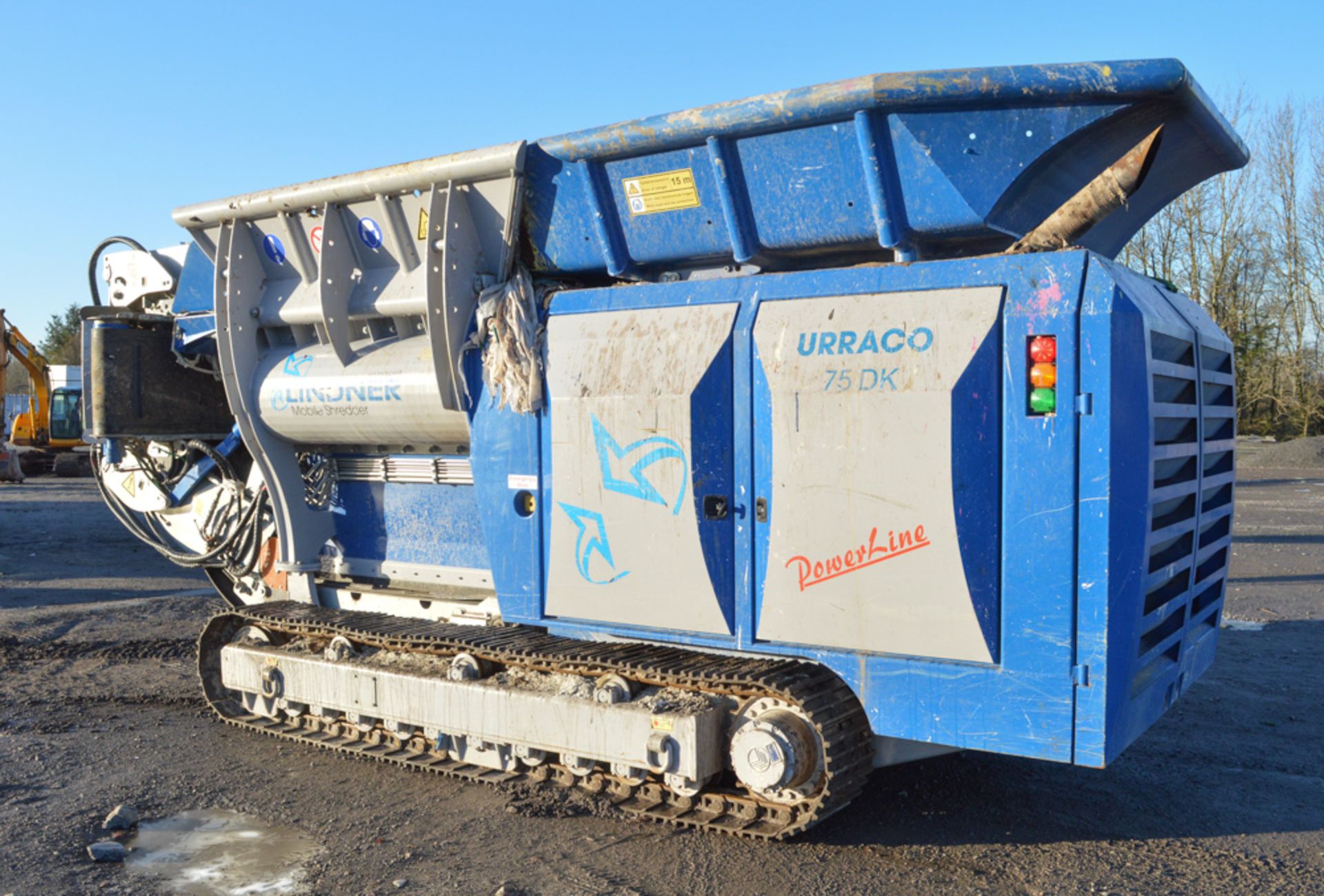 Lindner Urraco 75DK steel tracked primary waste shredder Year: 2016 Up to 60 tonne per hour waste - Image 2 of 16