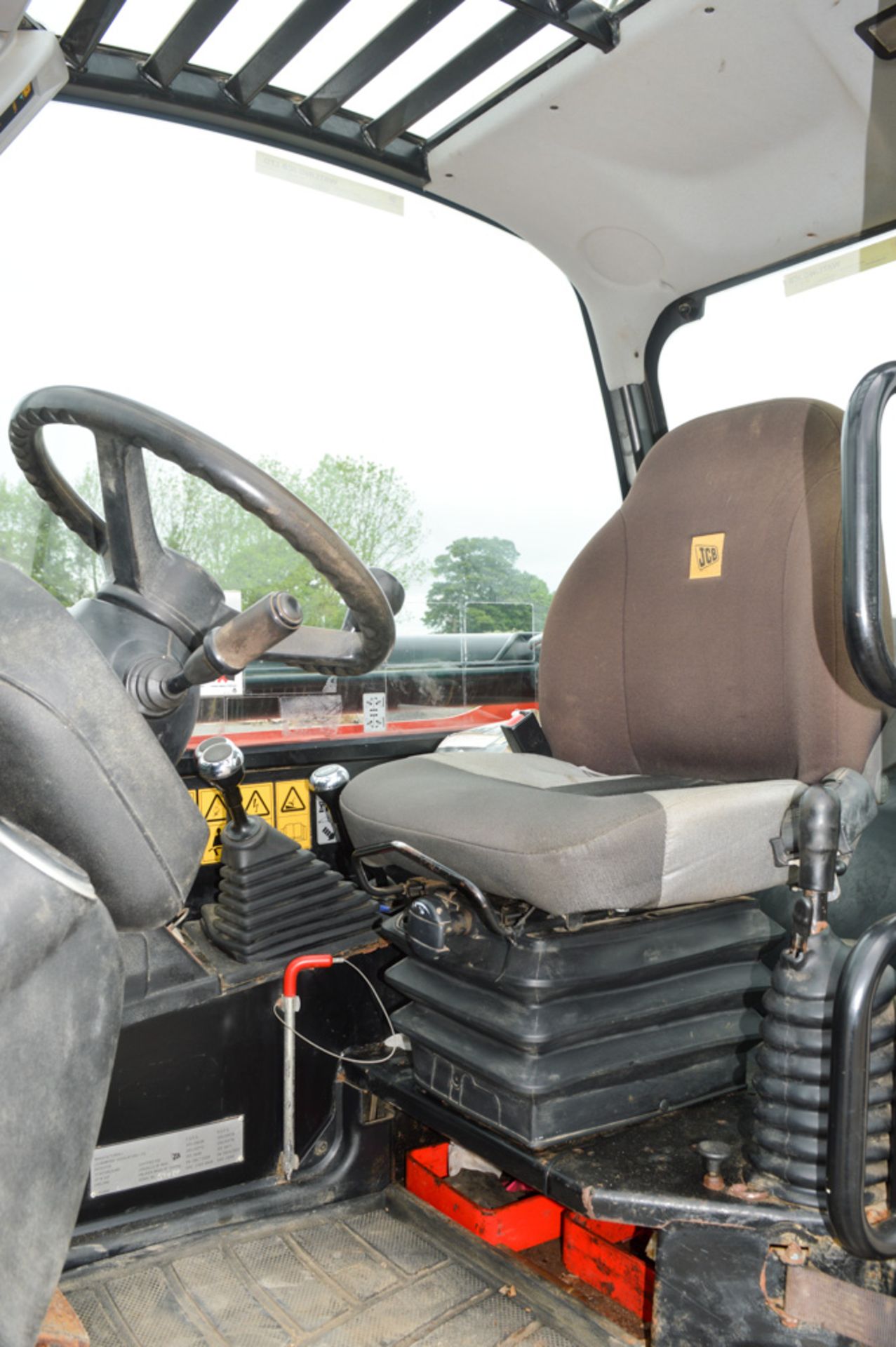 JCB 535-125 12.5 metre telescopic handler Year: 2011 S/N: 1529930 Recorded Hours: 3759 c/w Turbo - Image 11 of 13