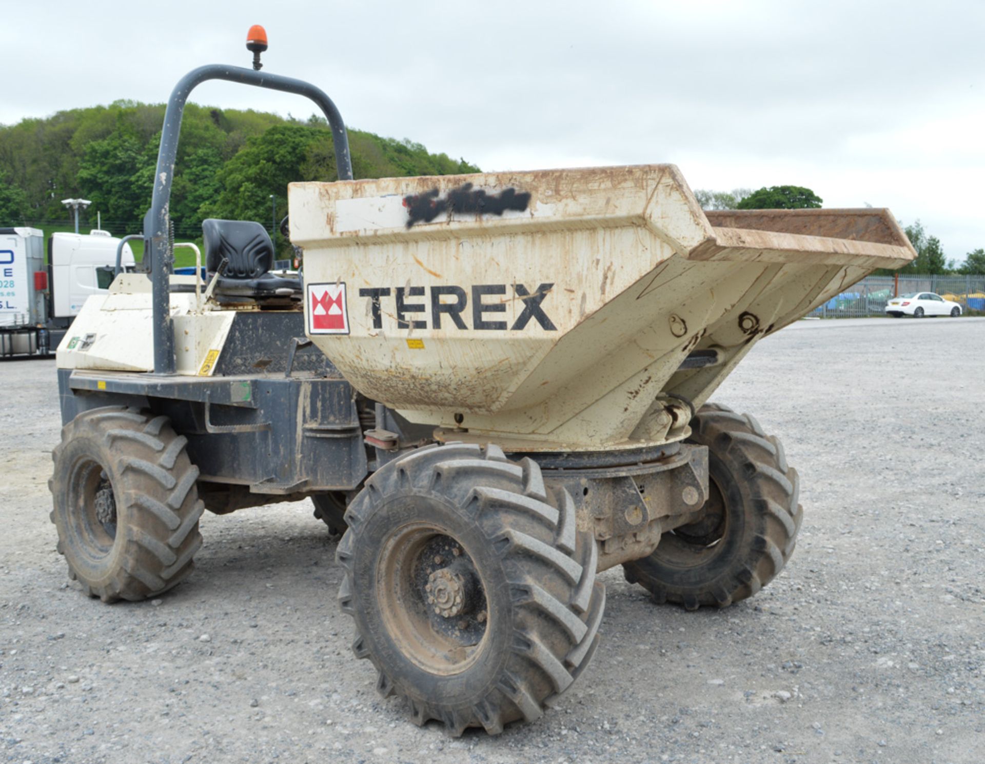 Benford Terex 6 tonne swivel skip dumper Year: 2007 S/N: E709FX701 Recorded Hours: 1921 DPR107