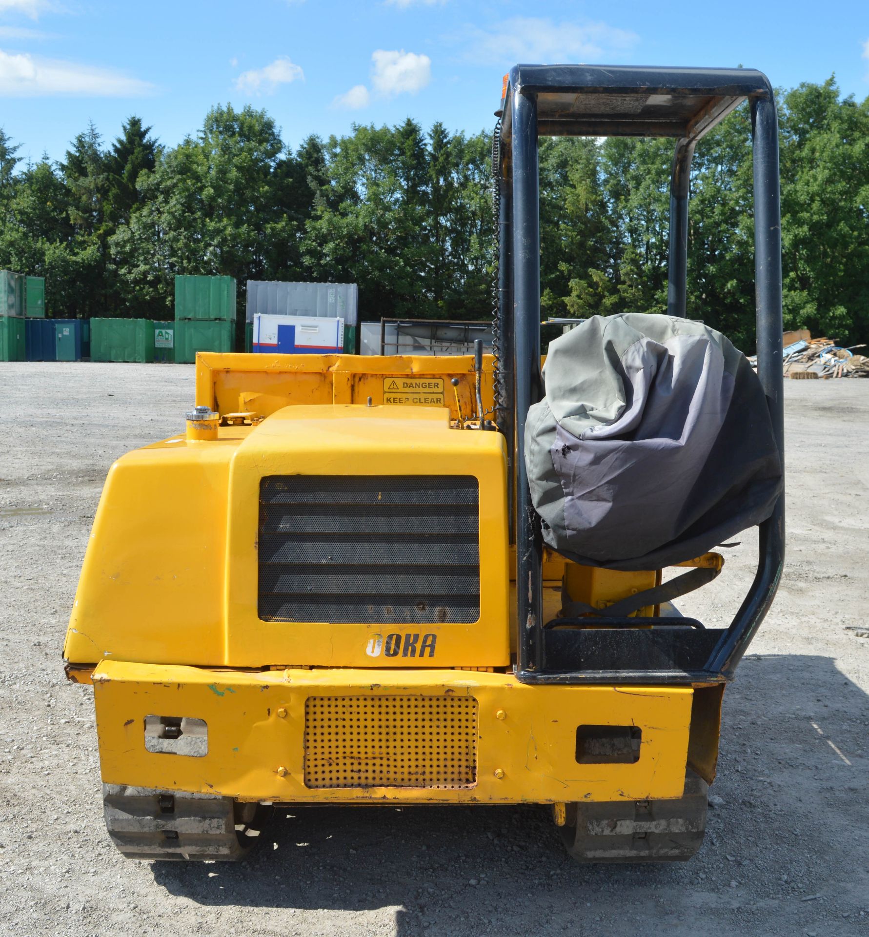 Morooka MST-300 VD rubber tracked straight skip dumper  S/N: 3320 Year: 2001 Recorded hours: 1408 - Image 5 of 9