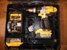 Dewalt 18v cordless power drill c/w 2 batteries, charger & carry case E0007264