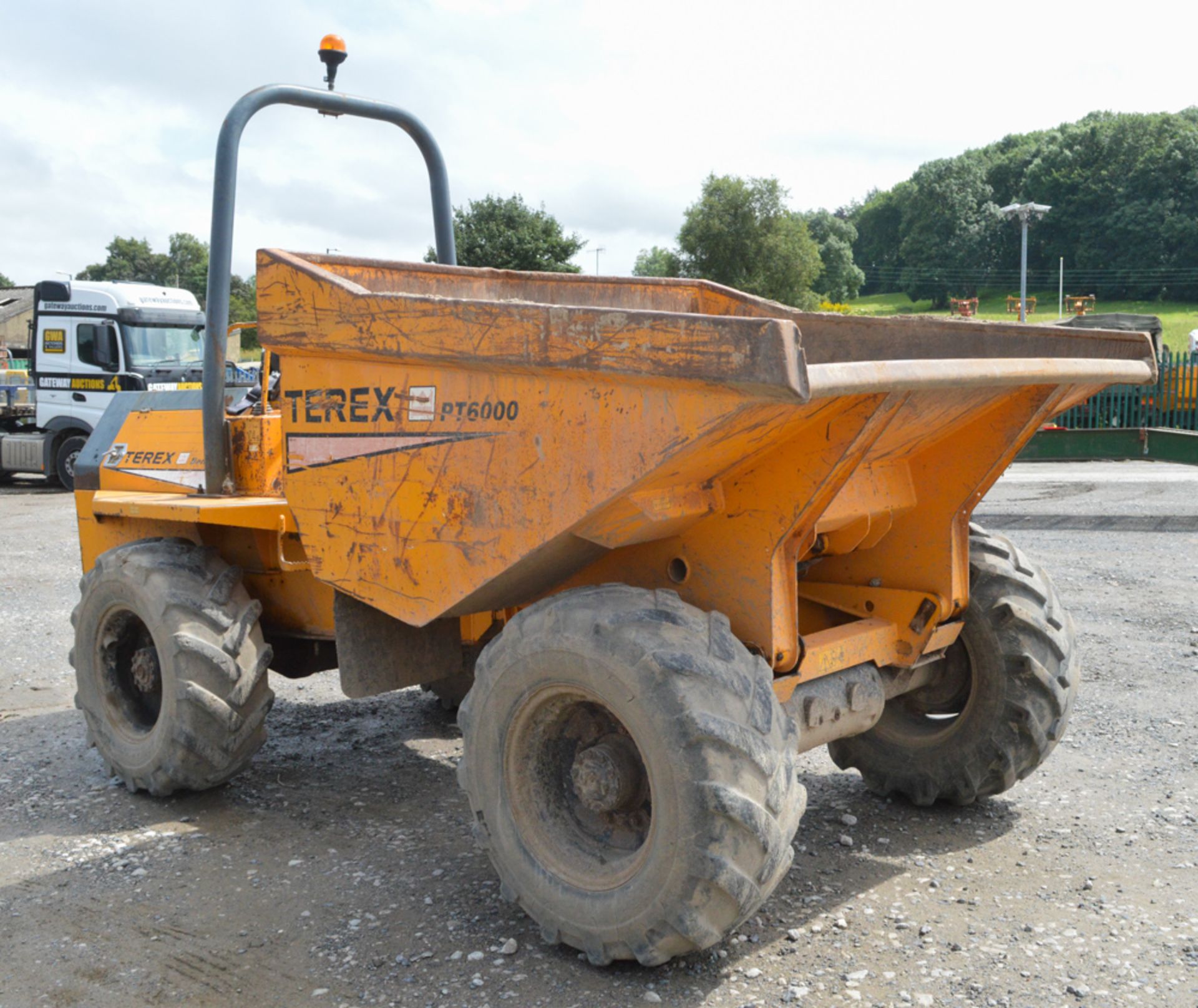 Benford Terex 6 tonne straight skip dumper Year: 2003 S/N: E312EE479 Recorded Hours: 3526 - Image 2 of 13