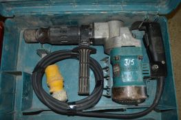 Makita 110v rotary hammer drill c/w carry case A590627