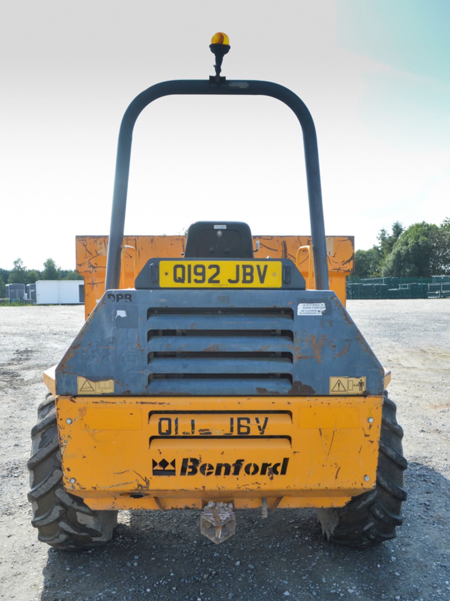 Benford Terex 6 tonne straight skip dumper Year: 2003 S/N: E312EE478 Recorded Hours: 3317 DPR050 - Image 6 of 11