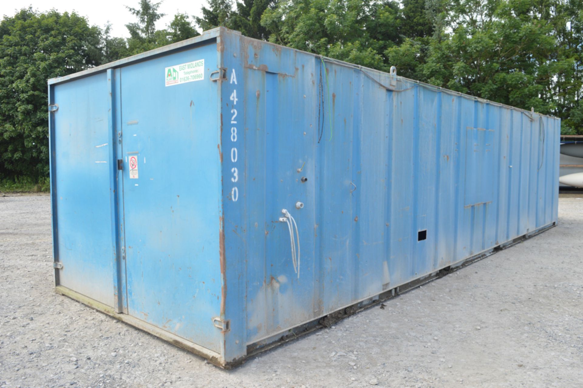 32 ft x 10 ft steel store site unit c/w keys A428030 - Image 2 of 5