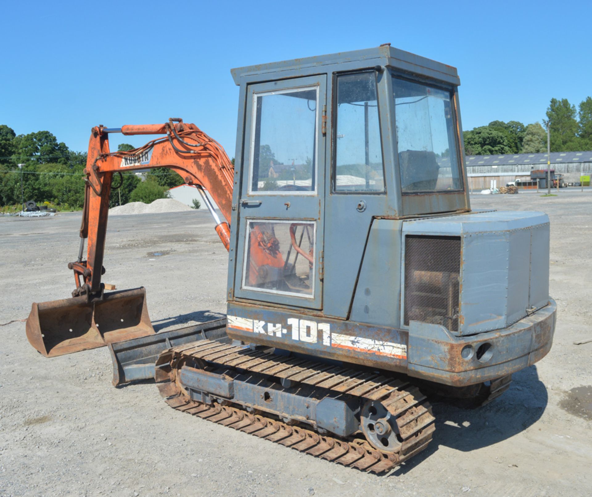 Kubota KH-101 3.5 tonne steel tracked mini excavator Year: 1994 (Approx) S/N: 10582 Recorded - Image 2 of 11