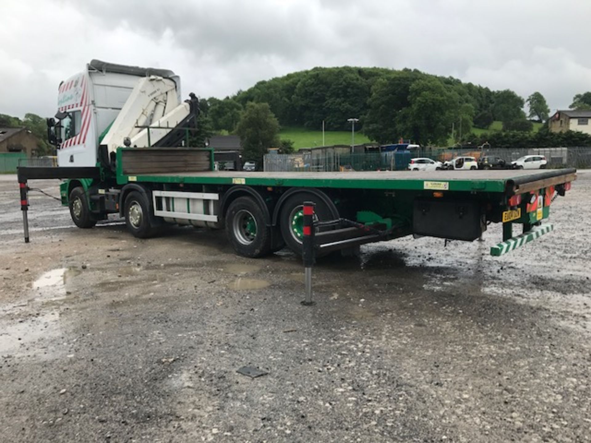 Scania 124 420 8 wheel crane lorry Registration Number: EU04 UZW Date of Registration: 2004 MOT - Image 19 of 21