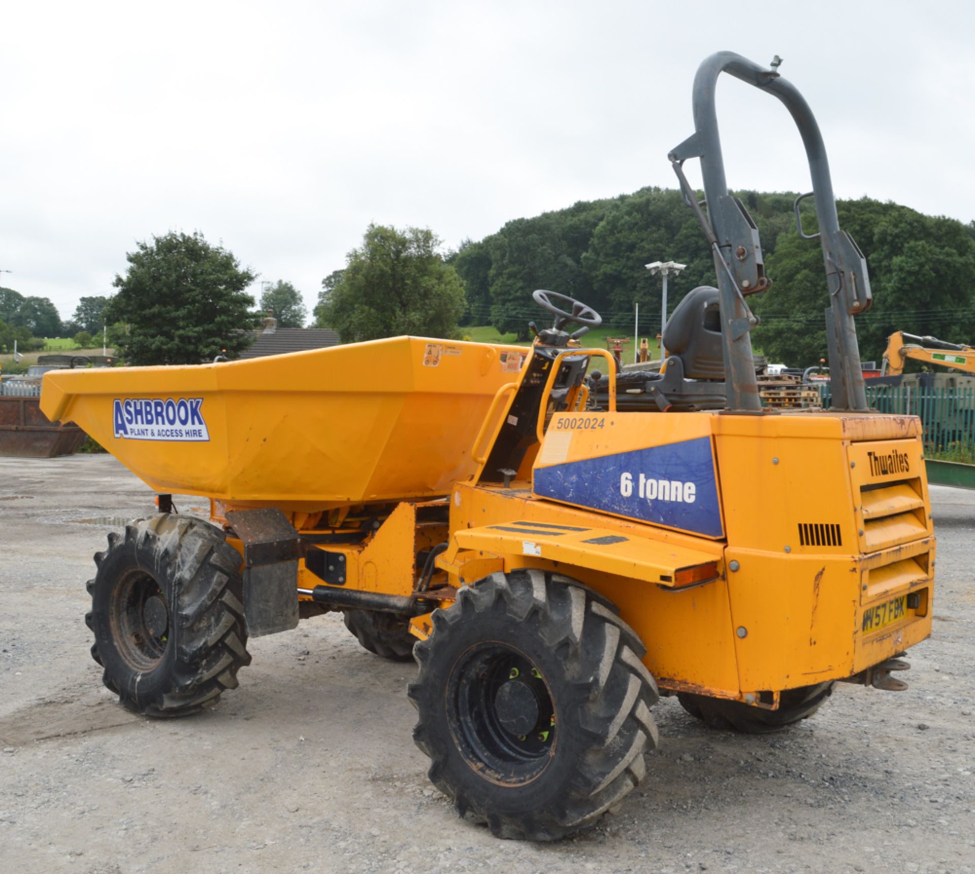 Thwaites 6 tonne swivel skip dumper  Year: 2008 S/N: 806B5542 Recorded Hours: 2074 5002024 - Image 3 of 12