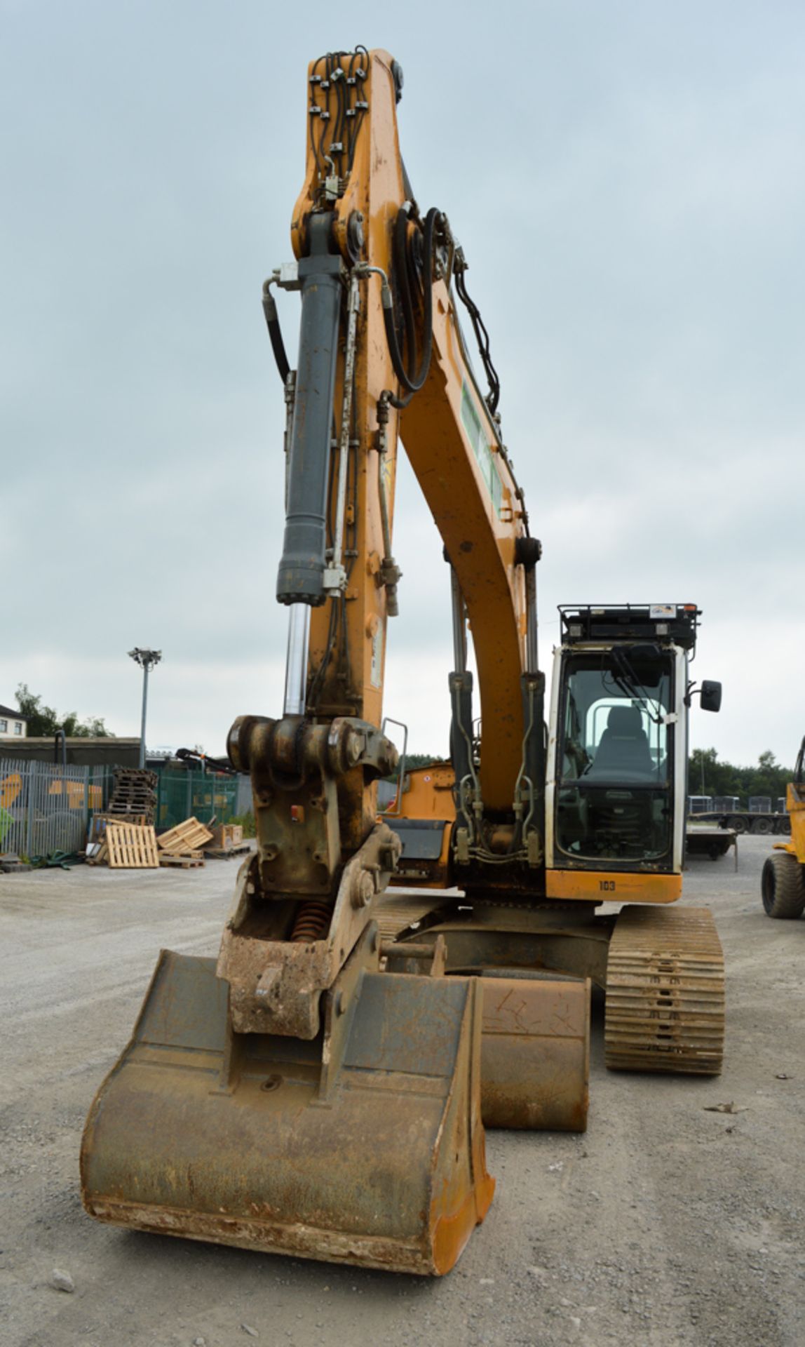 Liebherr R906 LC Litronic 23 tonne steel tracked excavator  Year: 2013 S/N: WLHZ1283PZC037475 - Image 5 of 14