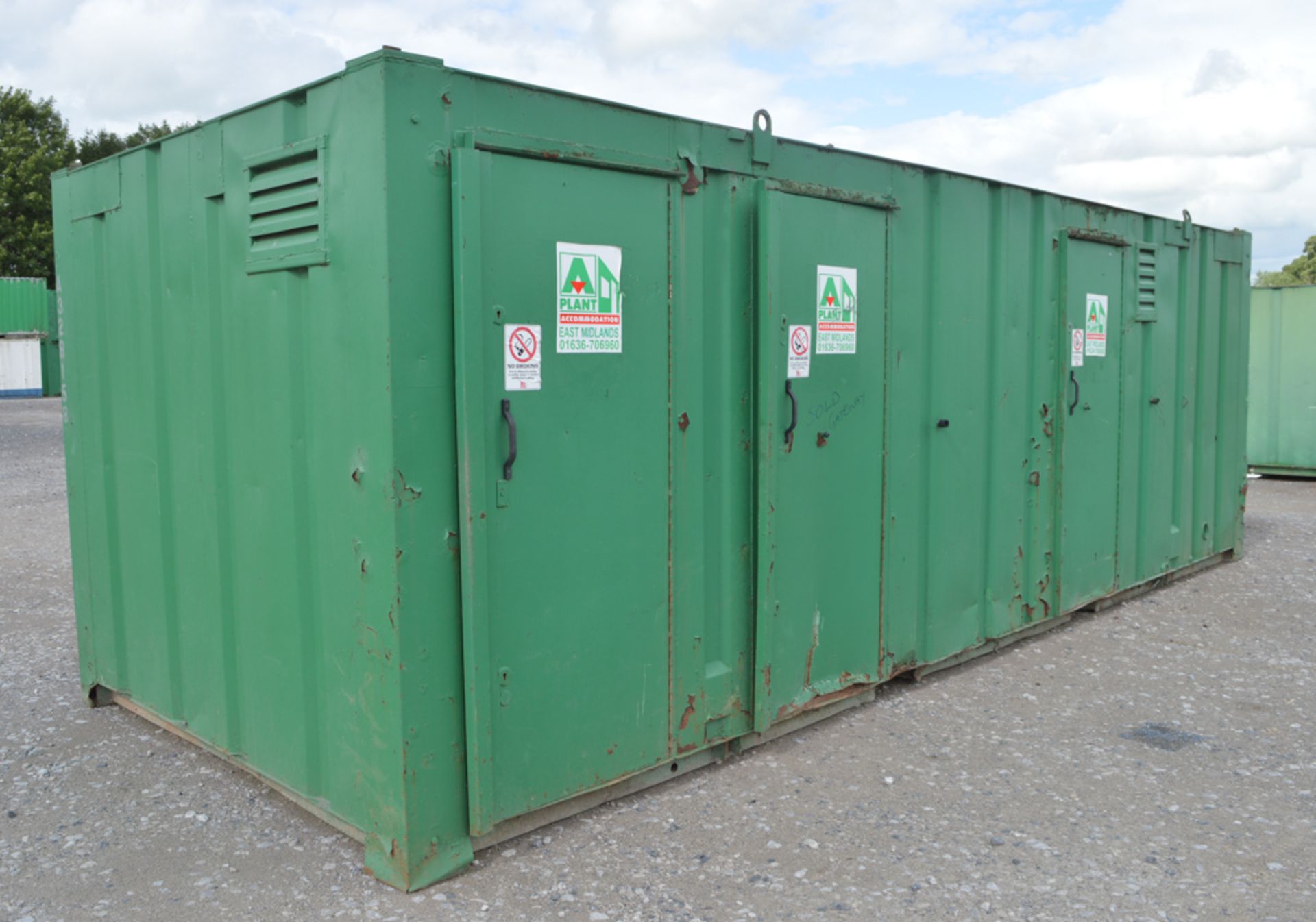 21ft x 9ft steel anti vandal site welfare unit # Comprising of canteen area, toilet, drying room & - Image 2 of 9