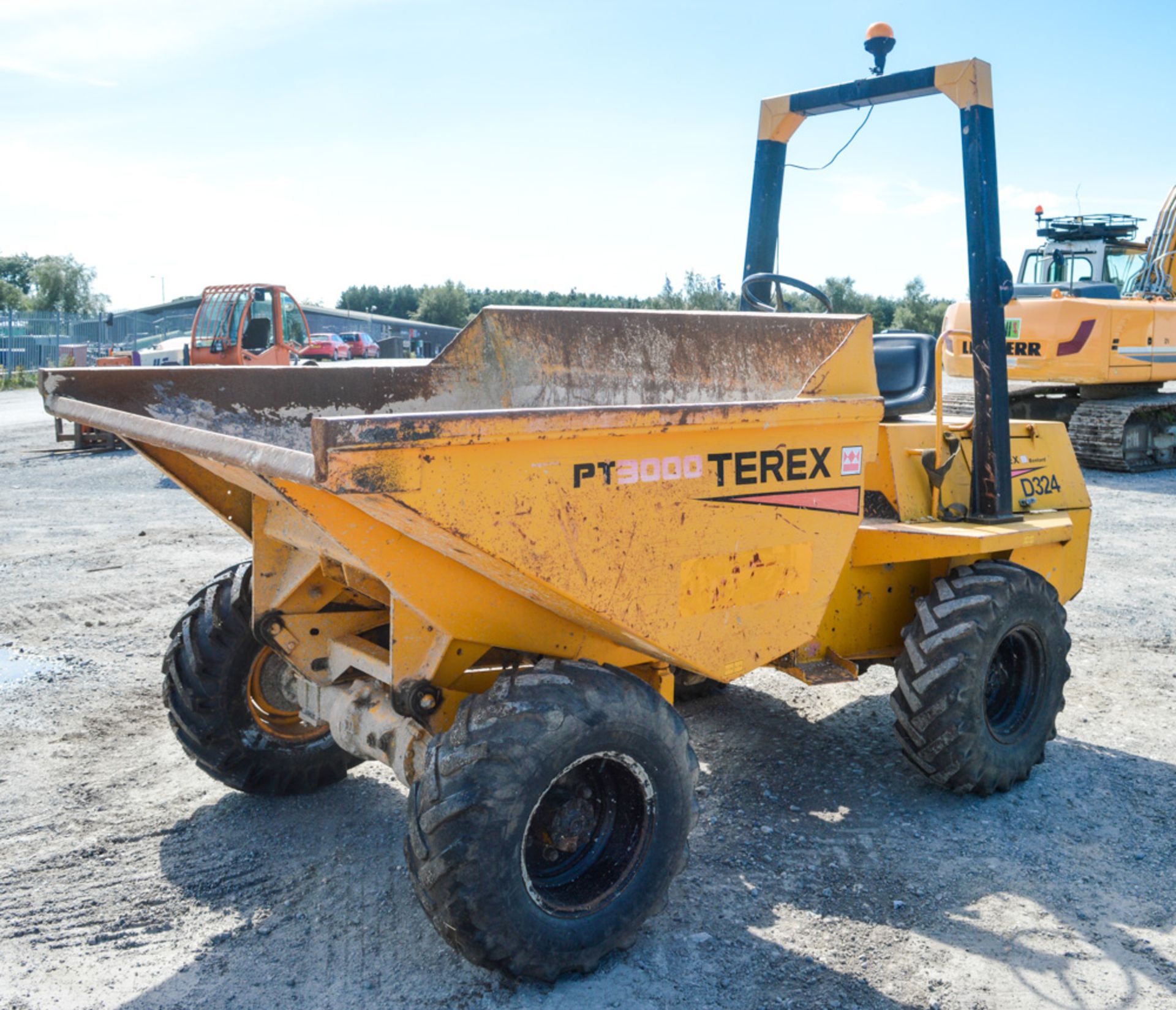 Benford 3 tonne straight skip dumper Year: 1998 S/N: EW11AI168 Recorded Hours: Not displayed ( - Image 2 of 12