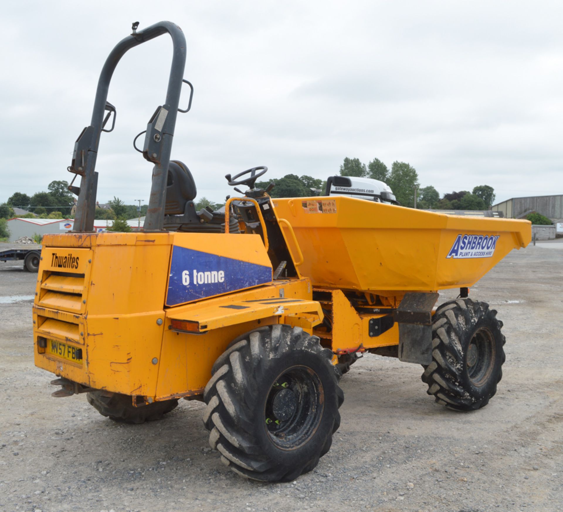 Thwaites 6 tonne swivel skip dumper  Year: 2008 S/N: 806B5542 Recorded Hours: 2074 5002024 - Image 2 of 12