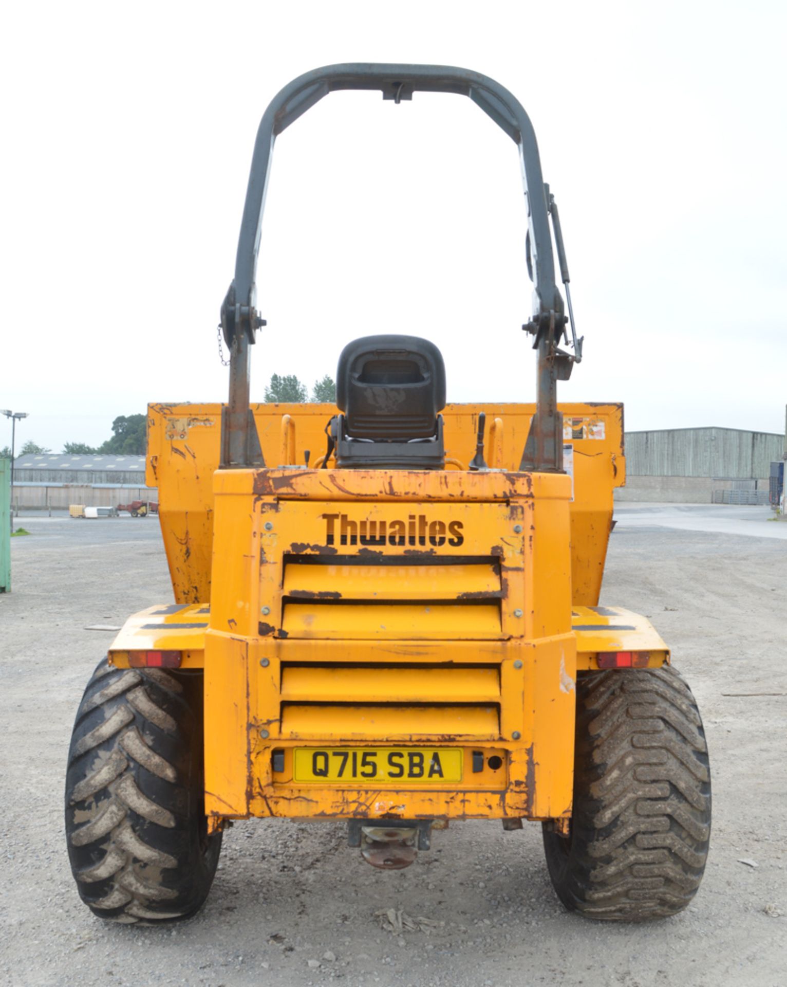 Thwaites 9 tonne straight skip dumper Year: 2010 S/N: SLCM590Z1005B9573 Recorded Hours: 2692 - Image 6 of 13