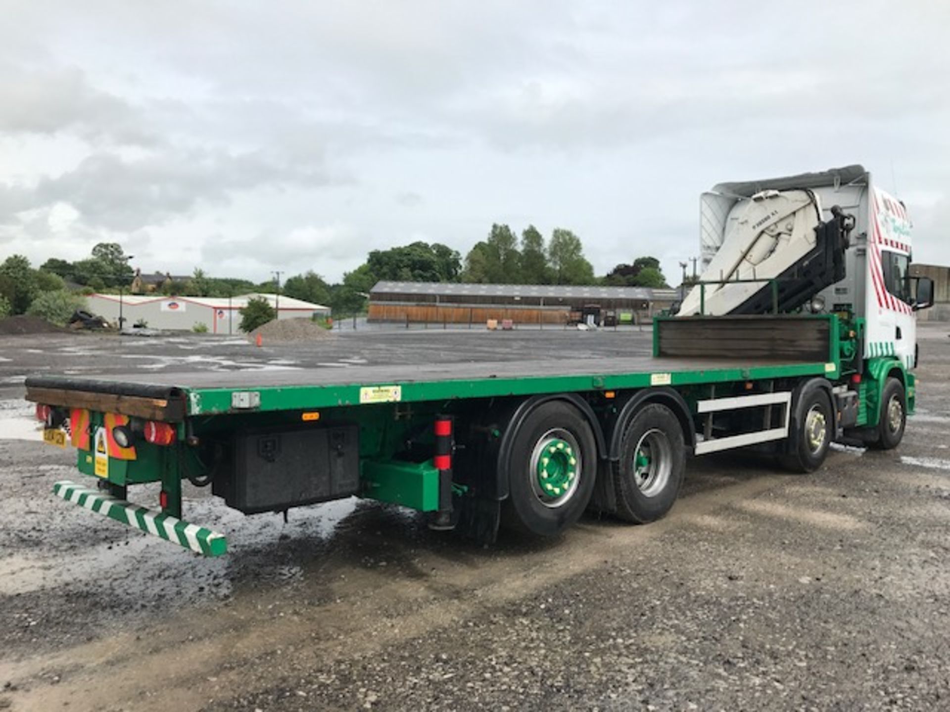 Scania 124 420 8 wheel crane lorry Registration Number: EU04 UZW Date of Registration: 2004 MOT - Image 3 of 21