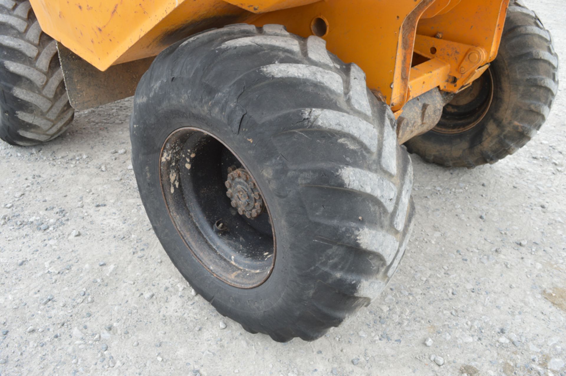 Benford Terex 9 tonne straight skip dumper Year: 2006 S/N: SLBD1N06E603EW083 Recorded hours: 4013 - Image 9 of 12