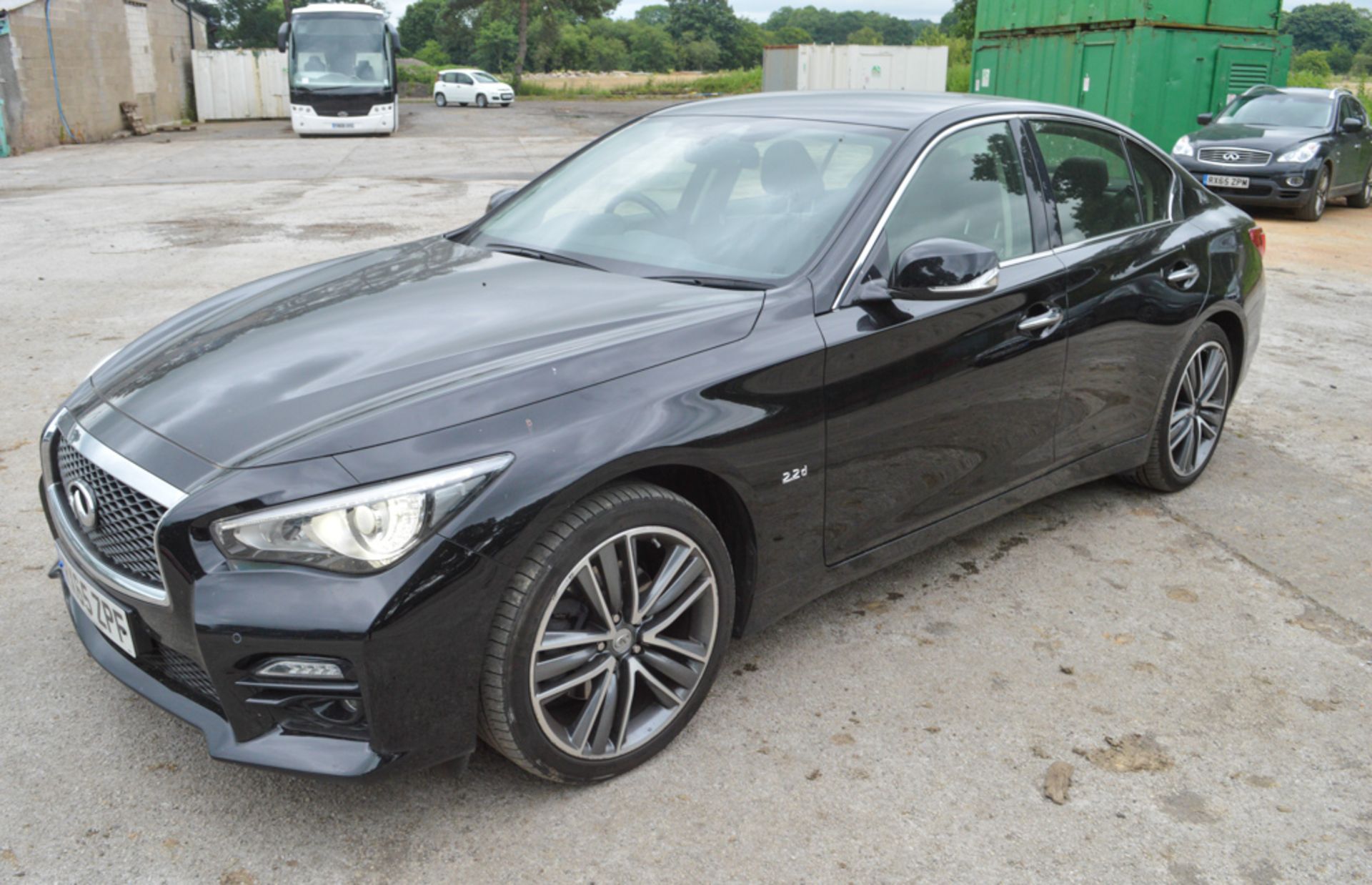 Infiniti Q50 Sport 2.2 diesel 4 door saloon  Registration number: RX65 ZPF DOR: 05/10/2015 - Image 4 of 8