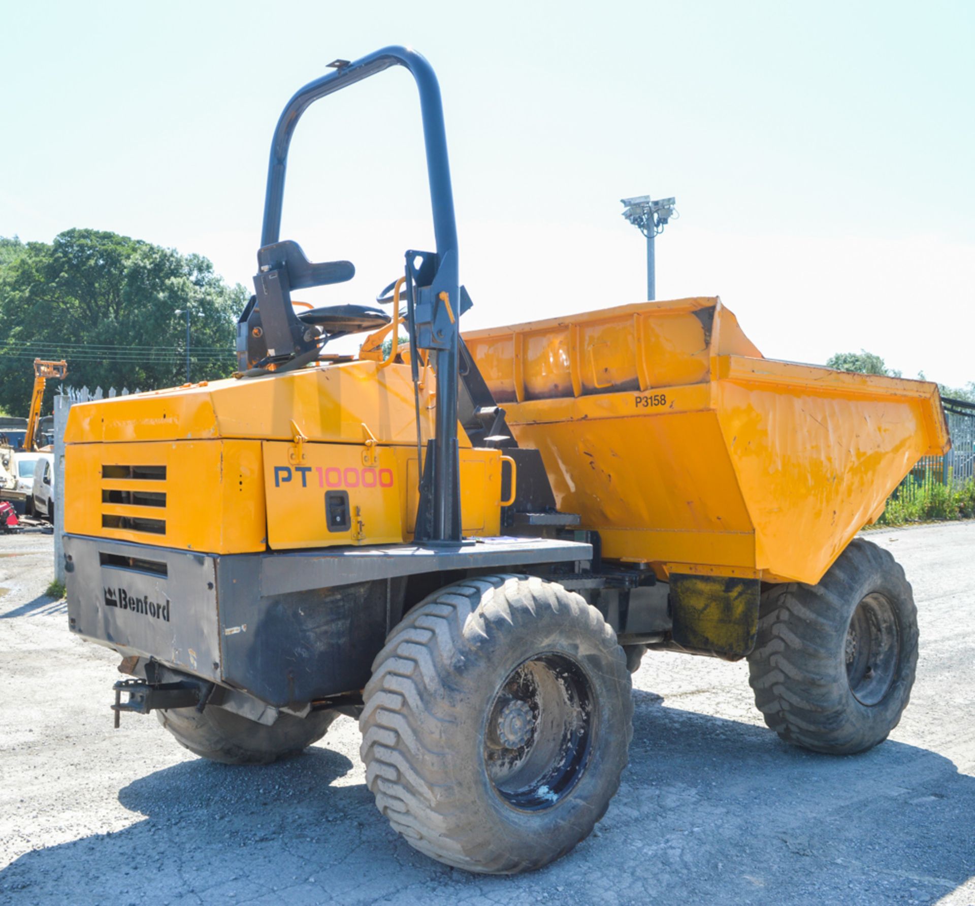 Benford Terex 9 tonne straight skip dumper Year: 2002 S/N: SLBDD100E207 Recorded Hours: 1512 (on - Image 3 of 12