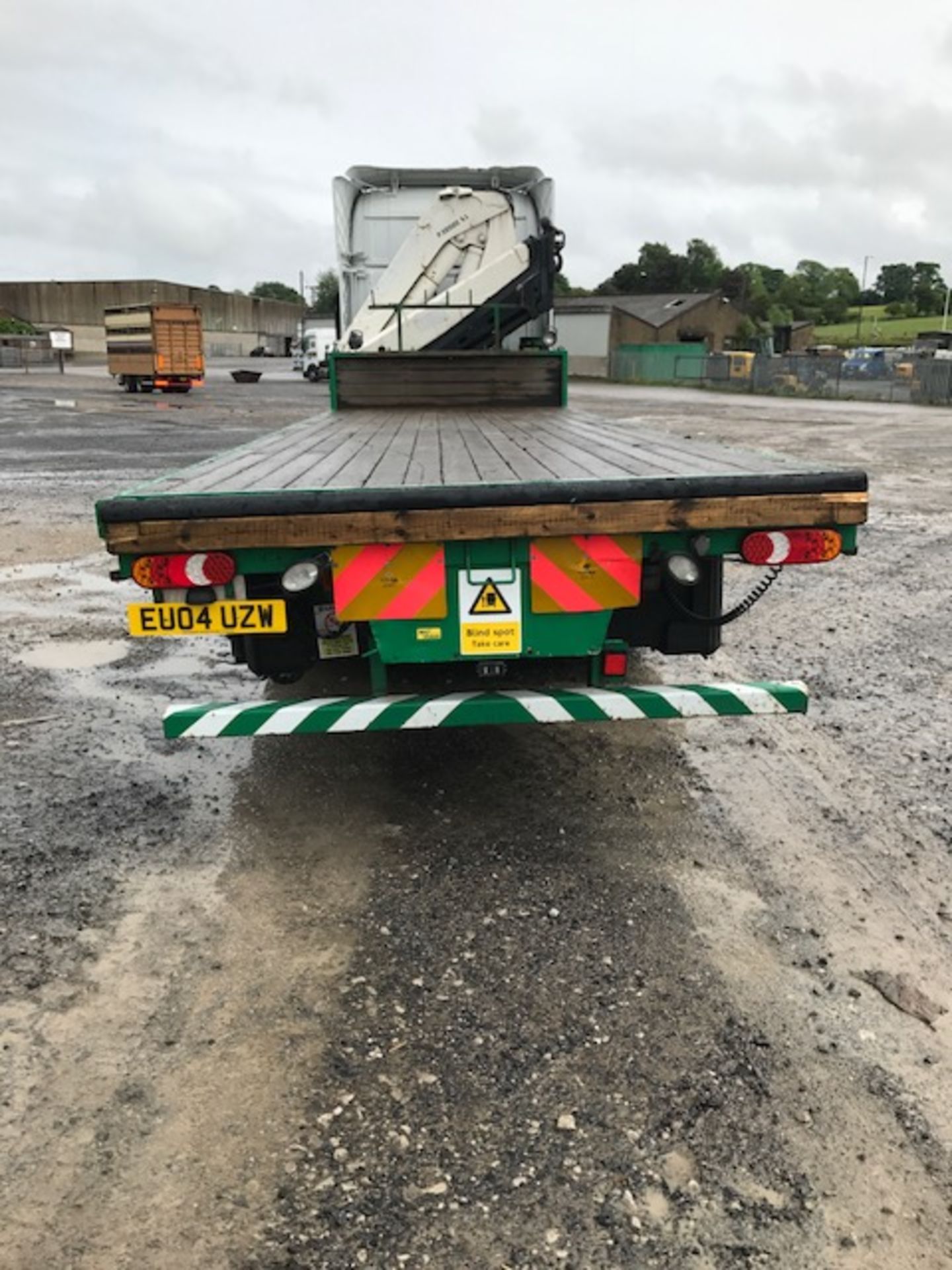 Scania 124 420 8 wheel crane lorry Registration Number: EU04 UZW Date of Registration: 2004 MOT - Image 5 of 21