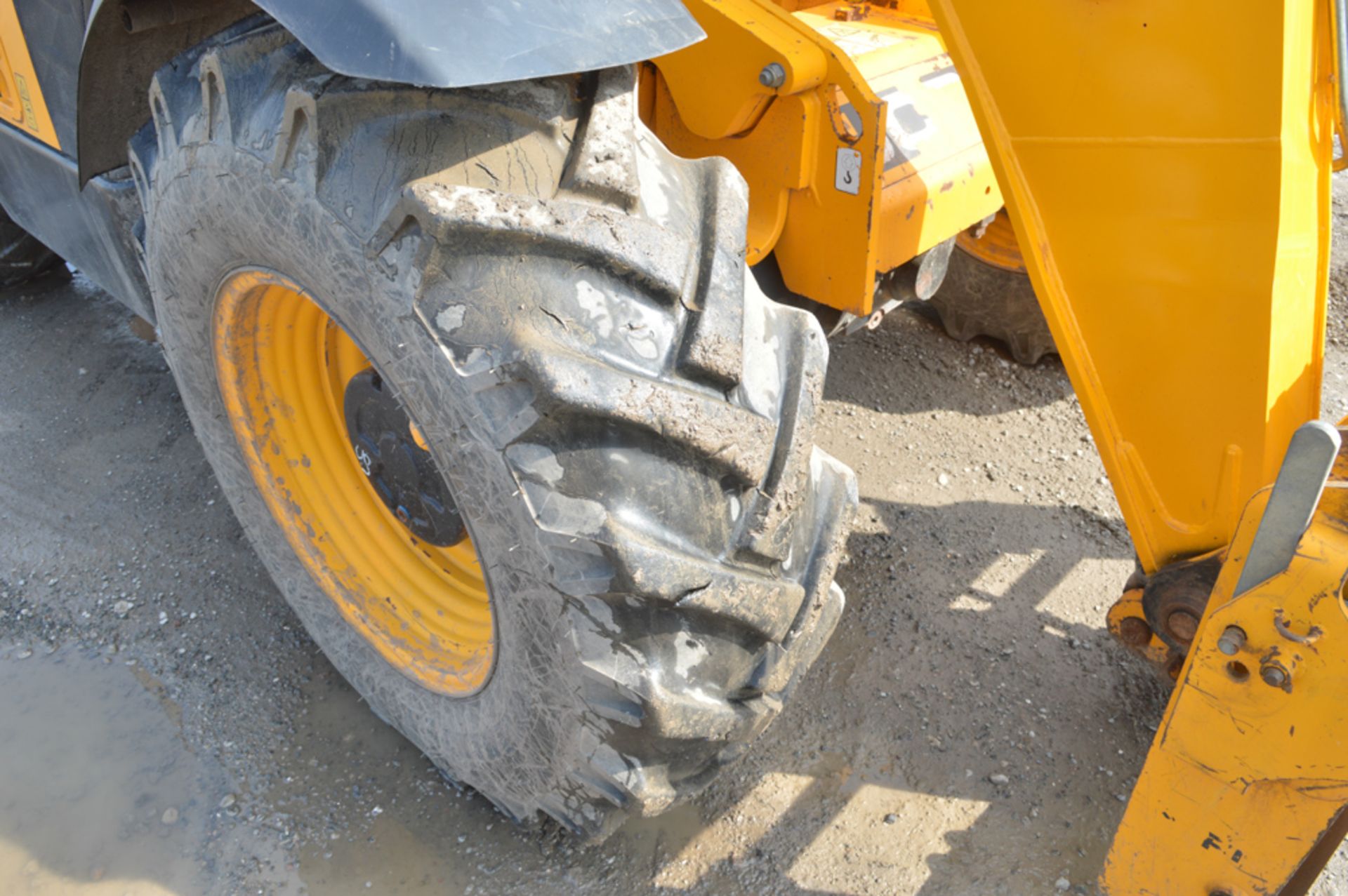 JCB 535-95 9.5 metre telescopic handler Year: 2012 S/N: 1233979 Recorded Hours: 8124 c/w Turbo, - Image 8 of 13