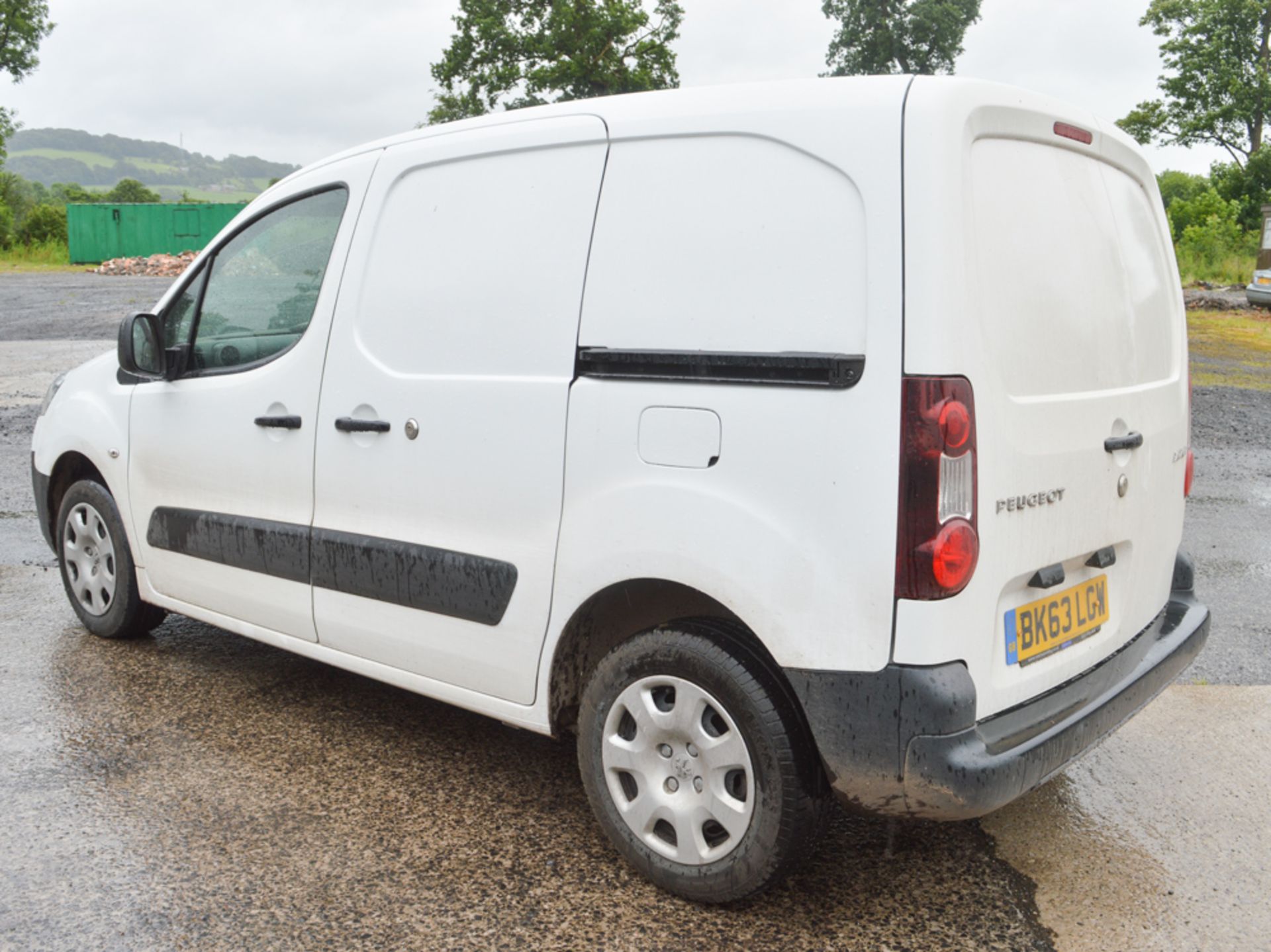 Peugeot Partner 1.6 HDi Professional diesel van  Registration Number: BK63 LGW Date of Registration: - Image 3 of 8