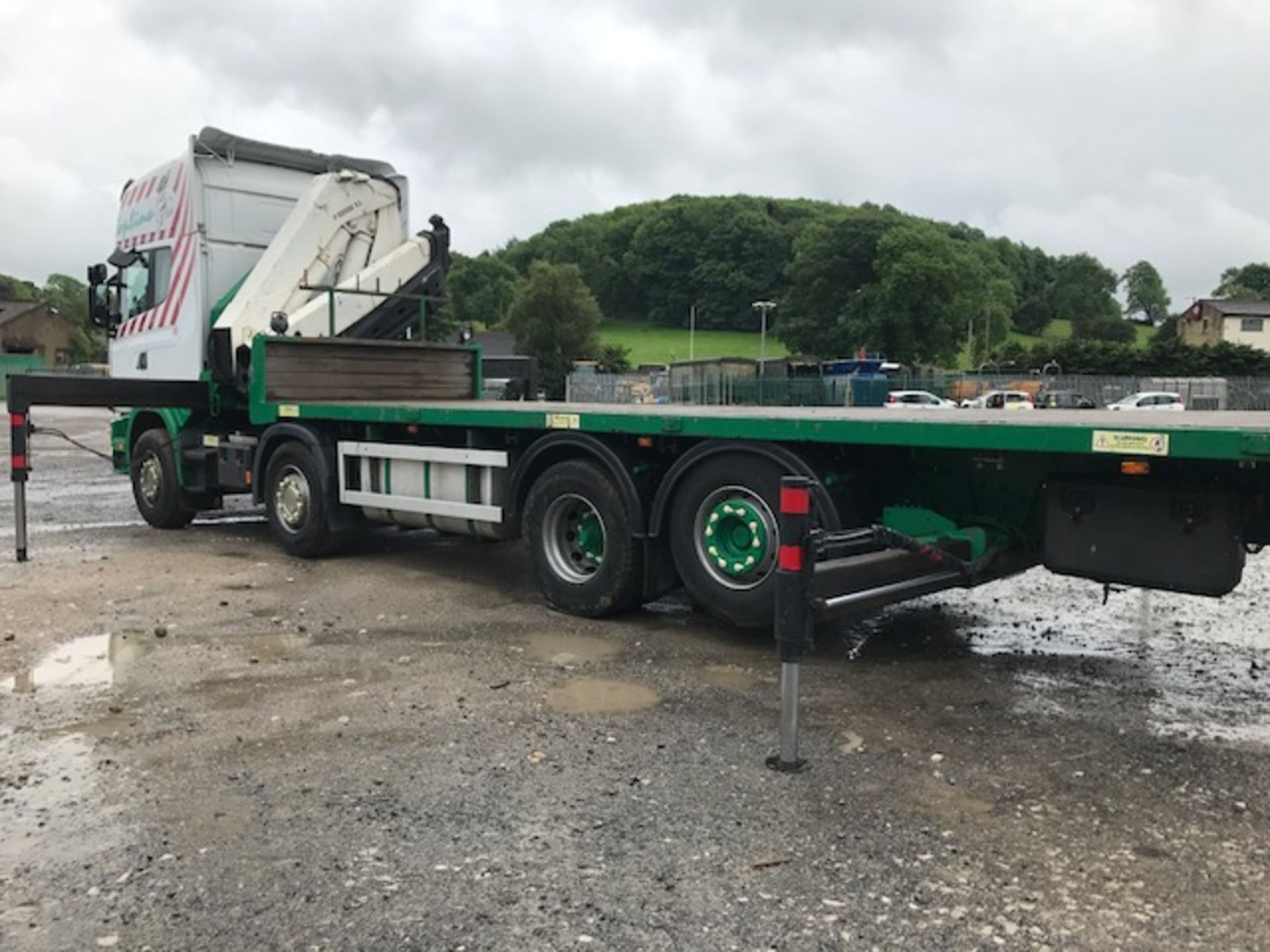 Scania 124 420 8 wheel crane lorry Registration Number: EU04 UZW Date of Registration: 2004 MOT - Image 18 of 21