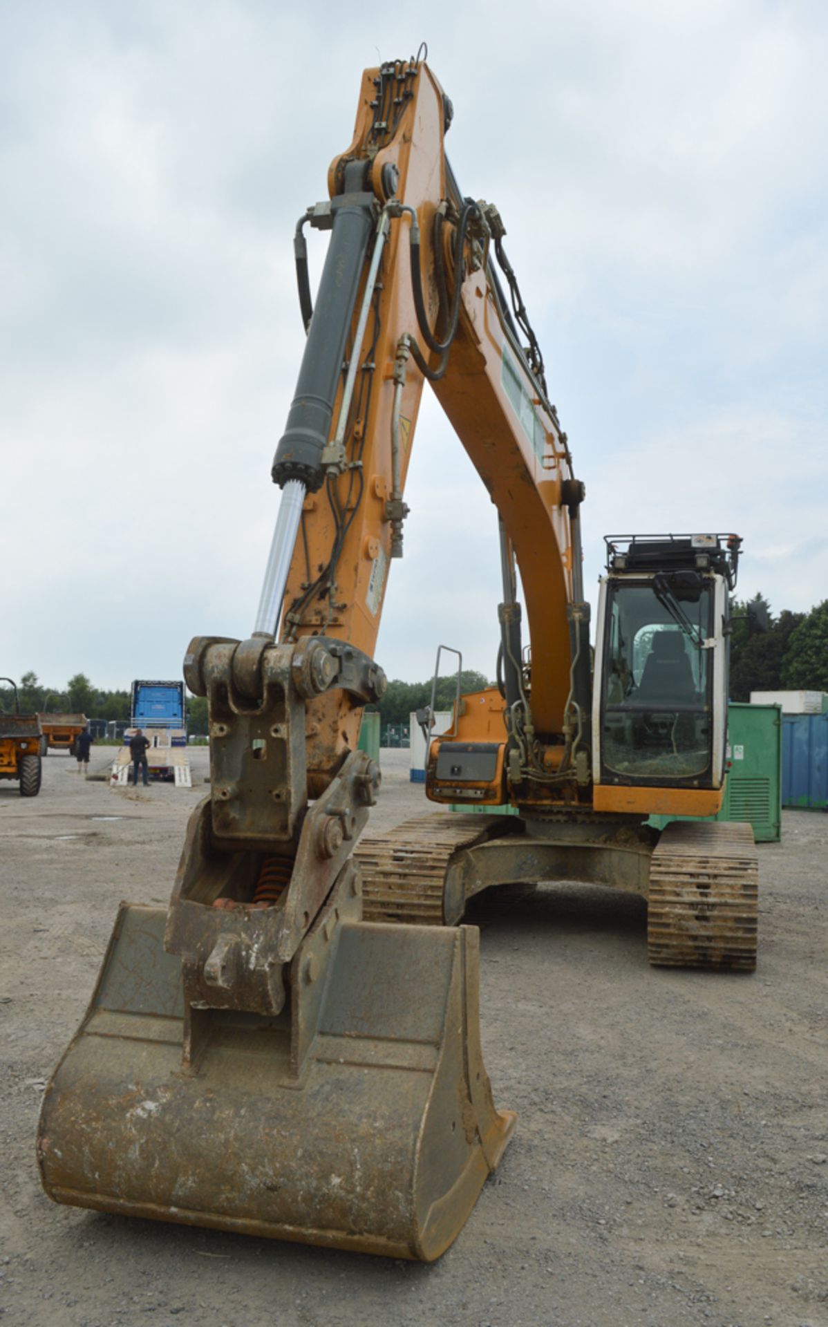 Liebherr R906 LC Litronic 23 tonne steel tracked excavator  Year: 2013 S/N: WLHZ1283JZCO37687 - Image 5 of 14