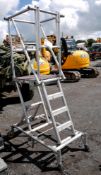 Adjusta Minit aluminium collapsible podium E0002162