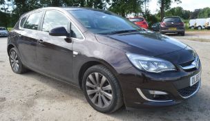 Vauxhall Astra 1.6 i VVT 16v Elite 5dr Hatchback Registration number: DL65 DYF Date of registration: