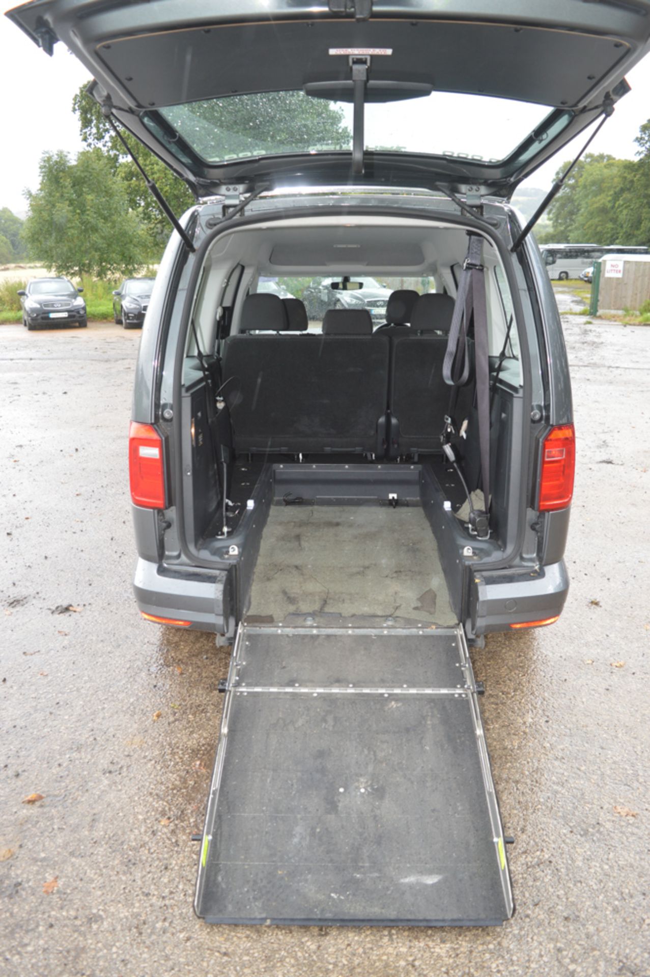 Volkswagen Caddy Maxi C20 Life TDI 5 seat wheelchaire access MPV  Registration Number: SJ16 WGA Date - Image 7 of 12