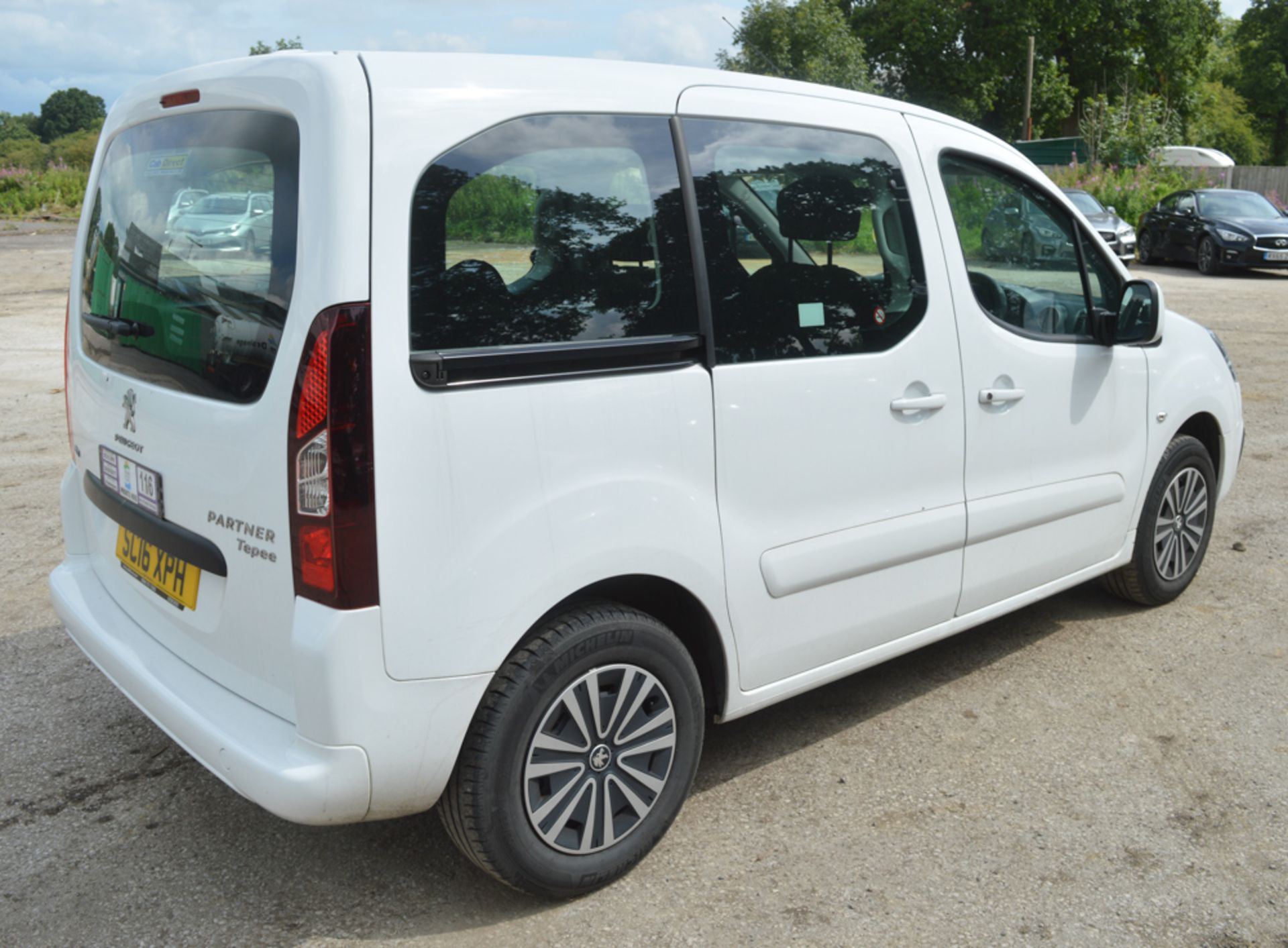 Peugeot Partner Tepee Active Blue automatic 5 seat MPV Registration number: SC16 XPH  Date of - Image 2 of 12