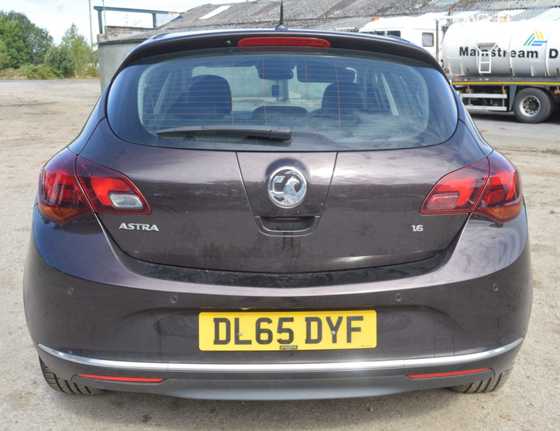 Vauxhall Astra 1.6 i VVT 16v Elite 5dr Hatchback Registration number: DL65 DYF Date of registration: - Image 6 of 11